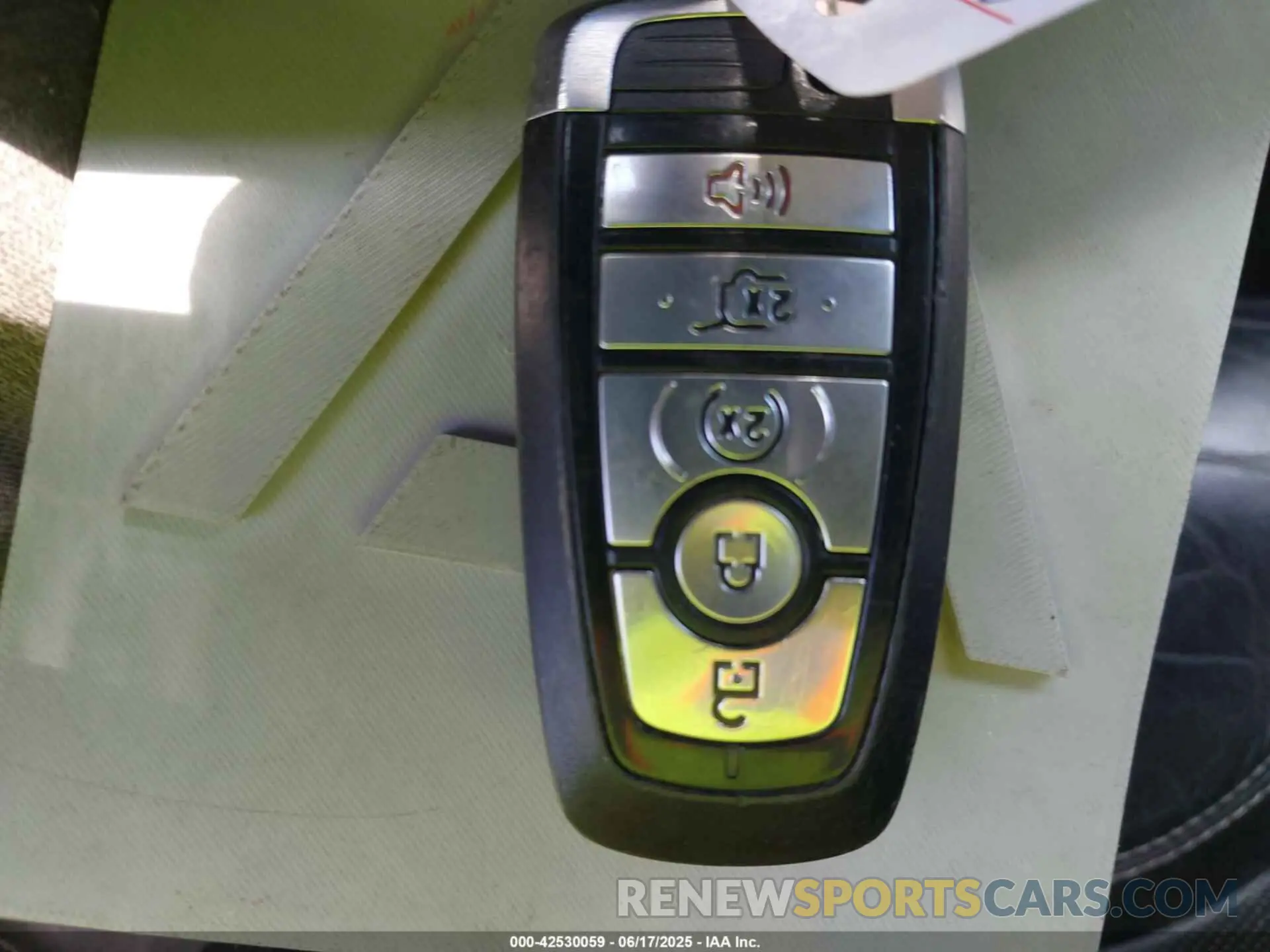 11 fotografías del automóvil dañado 1FM5K8GC2NGA60824 FORD EXPLORER 2022