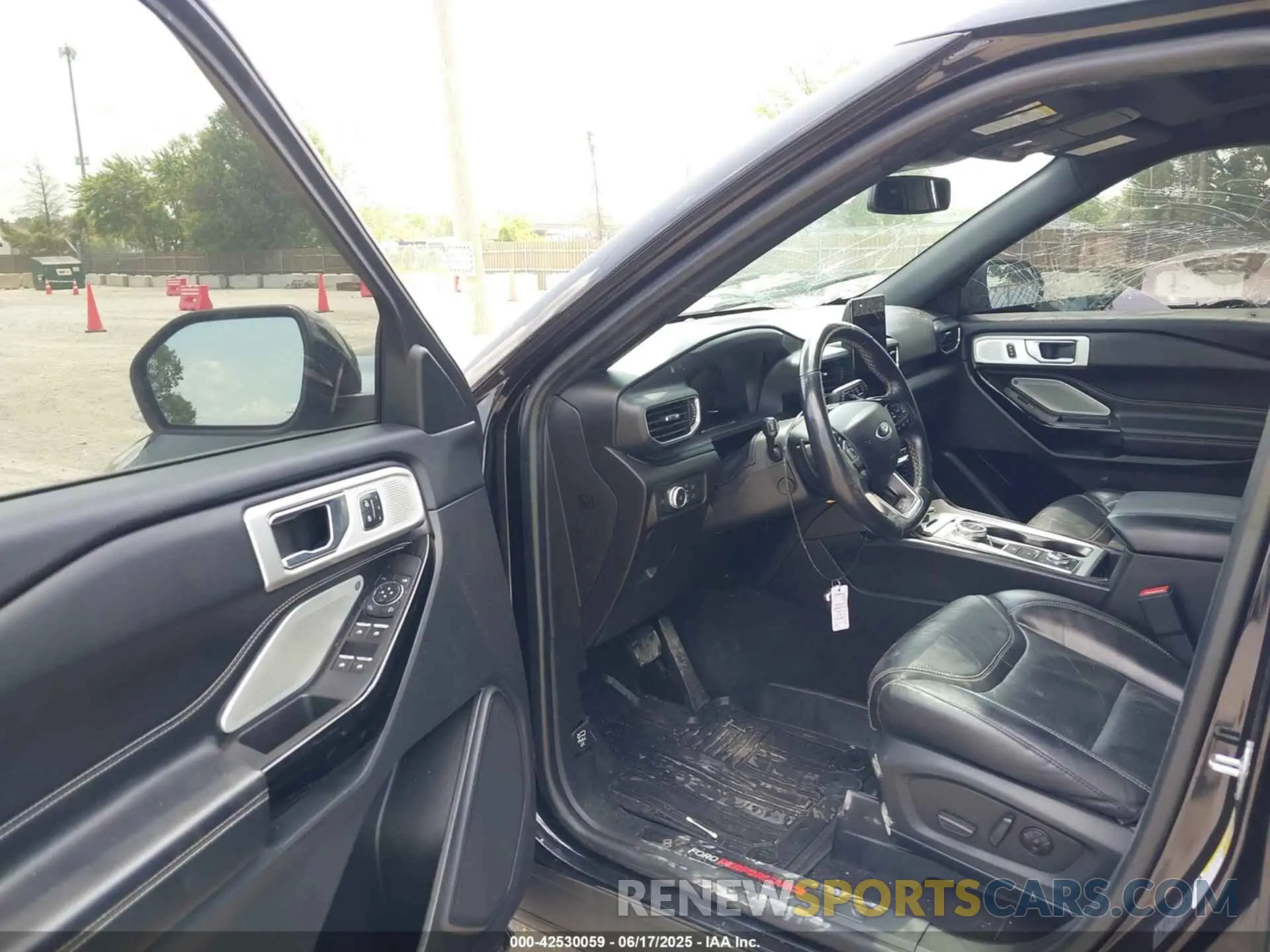 5 fotografías del automóvil dañado 1FM5K8GC2NGA60824 FORD EXPLORER 2022