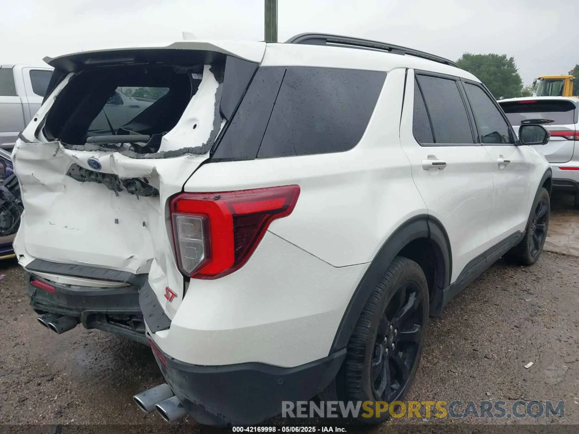 4 fotografías del automóvil dañado 1FM5K8GC8NGA21381 FORD EXPLORER 2022