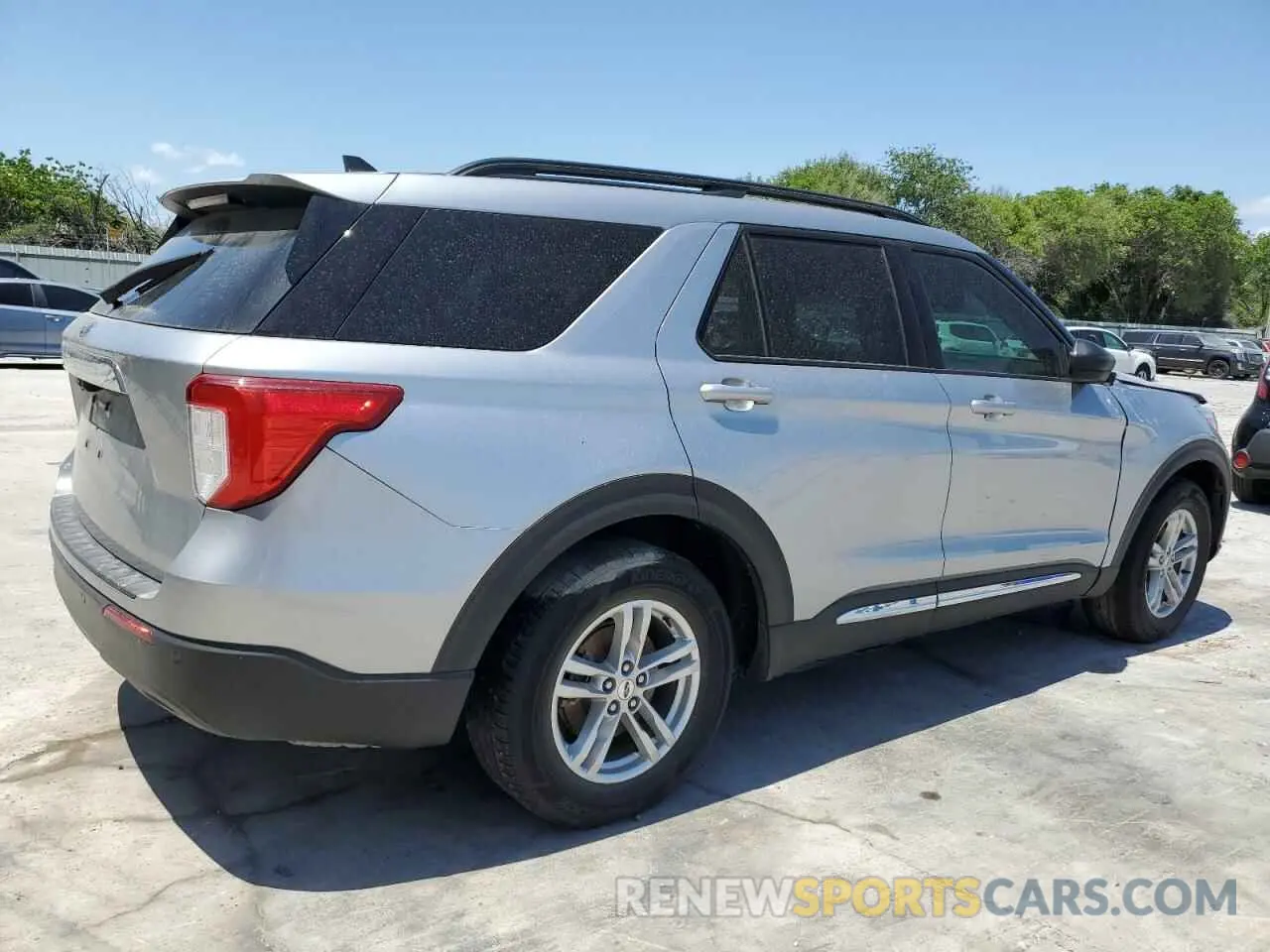 3 fotografías del automóvil dañado 1FMSK7DH0NGA45039 FORD EXPLORER 2022