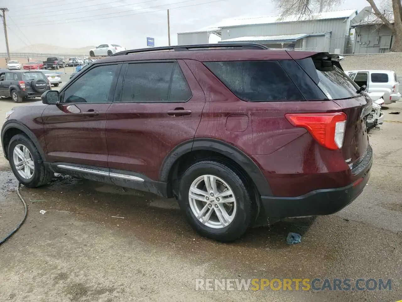 2 fotografías del automóvil dañado 1FMSK7DH1NGA32848 FORD EXPLORER 2022
