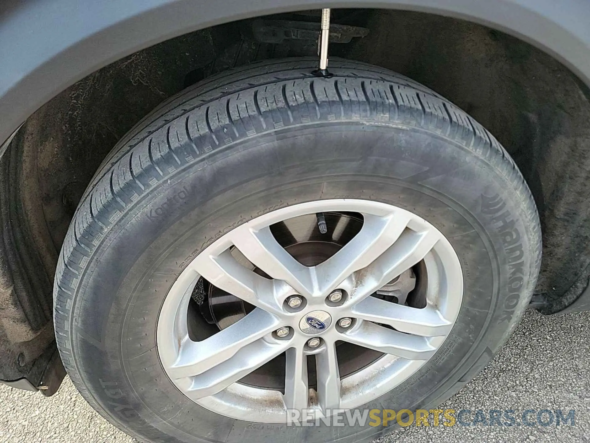 15 fotografías del automóvil dañado 1FMSK7DH1NGB20038 FORD EXPLORER 2022