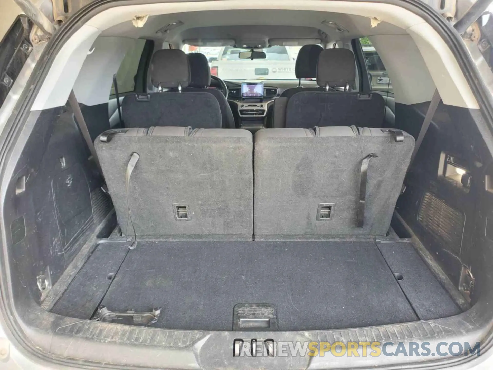 6 fotografías del automóvil dañado 1FMSK7DH1NGB20038 FORD EXPLORER 2022
