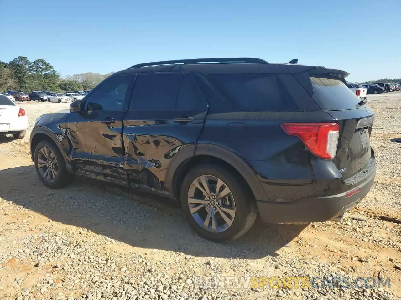 2 fotografías del automóvil dañado 1FMSK7DH1NGB34781 FORD EXPLORER 2022