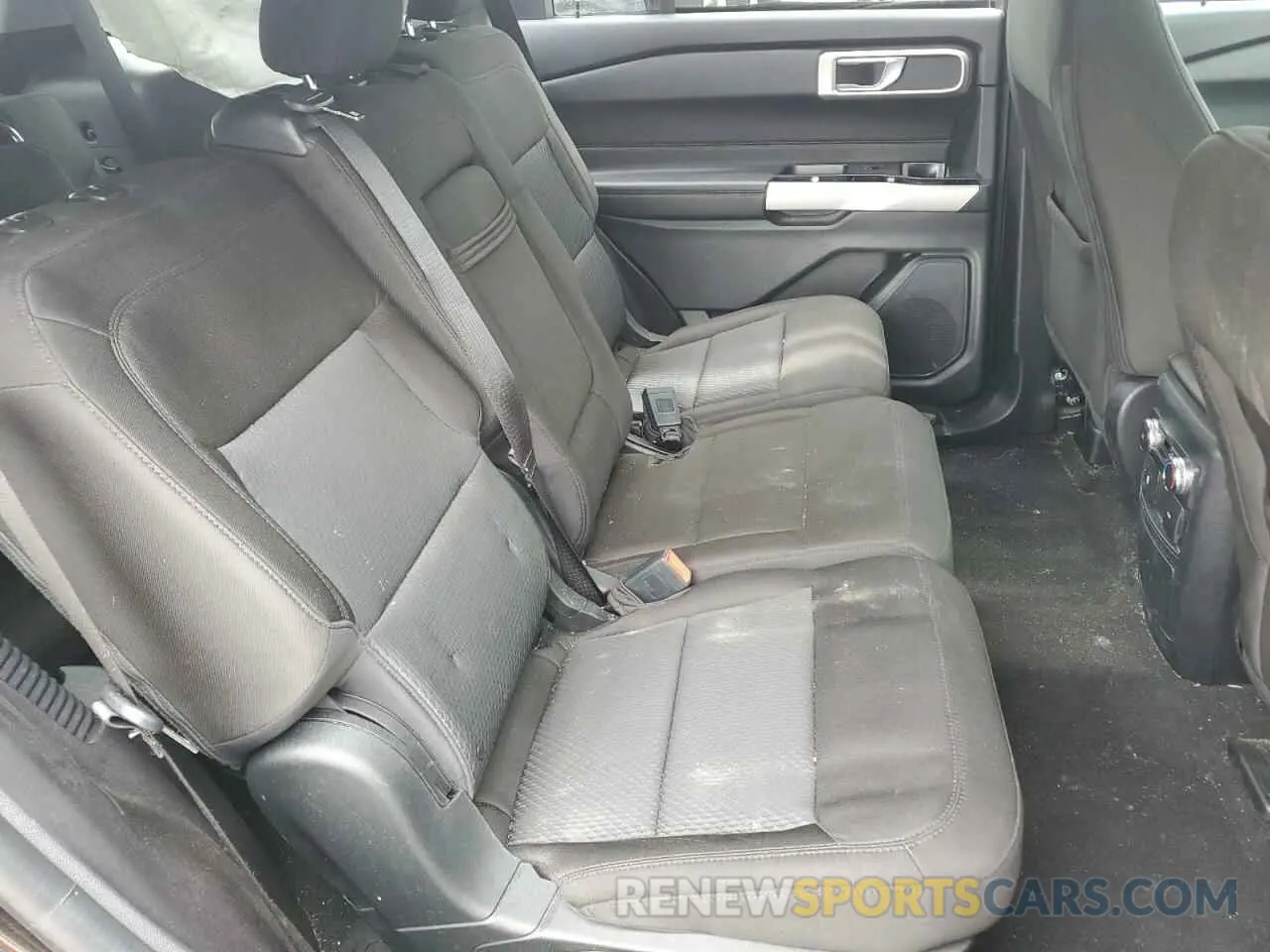 11 fotografías del automóvil dañado 1FMSK7DH2NGA12477 FORD EXPLORER 2022