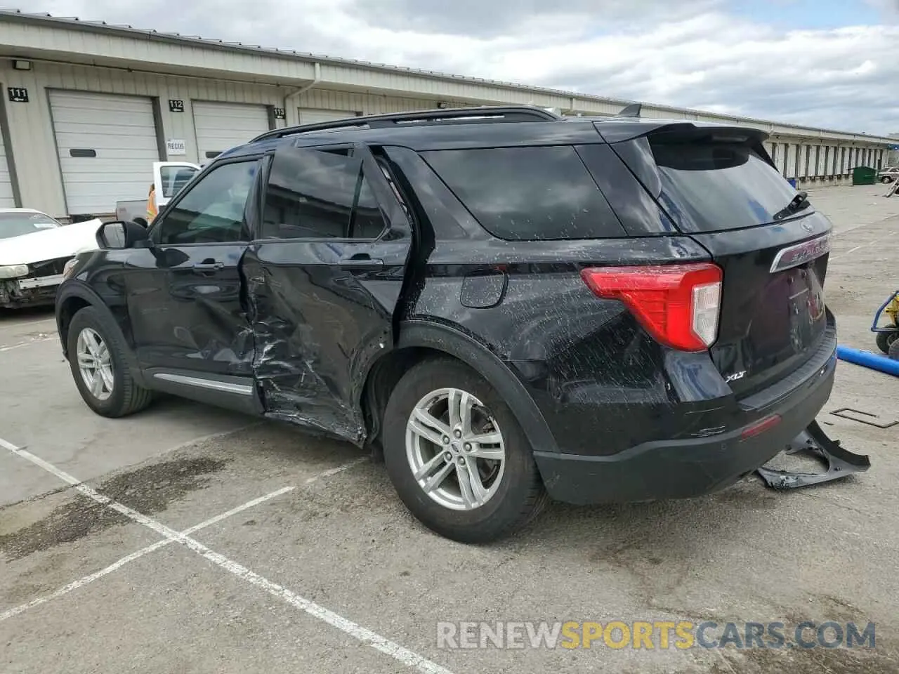 2 fotografías del automóvil dañado 1FMSK7DH2NGA12477 FORD EXPLORER 2022