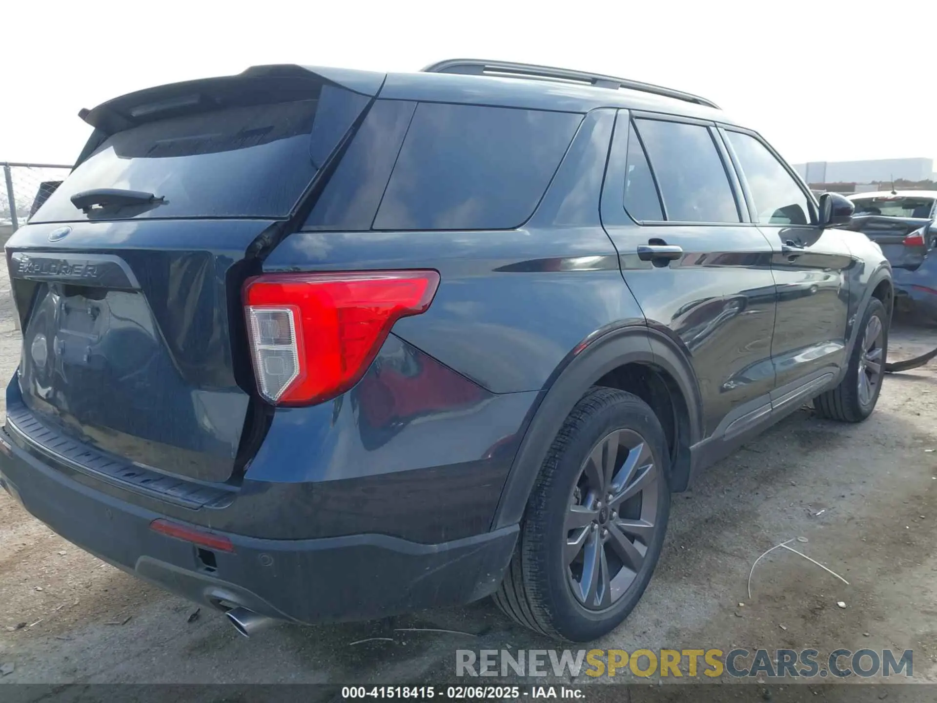 4 fotografías del automóvil dañado 1FMSK7DH3NGA14352 FORD EXPLORER 2022