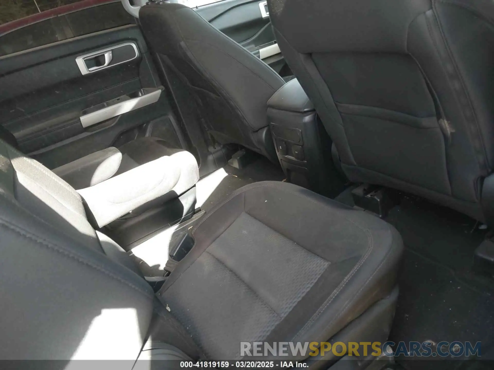8 fotografías del automóvil dañado 1FMSK7DH5NGB86012 FORD EXPLORER 2022