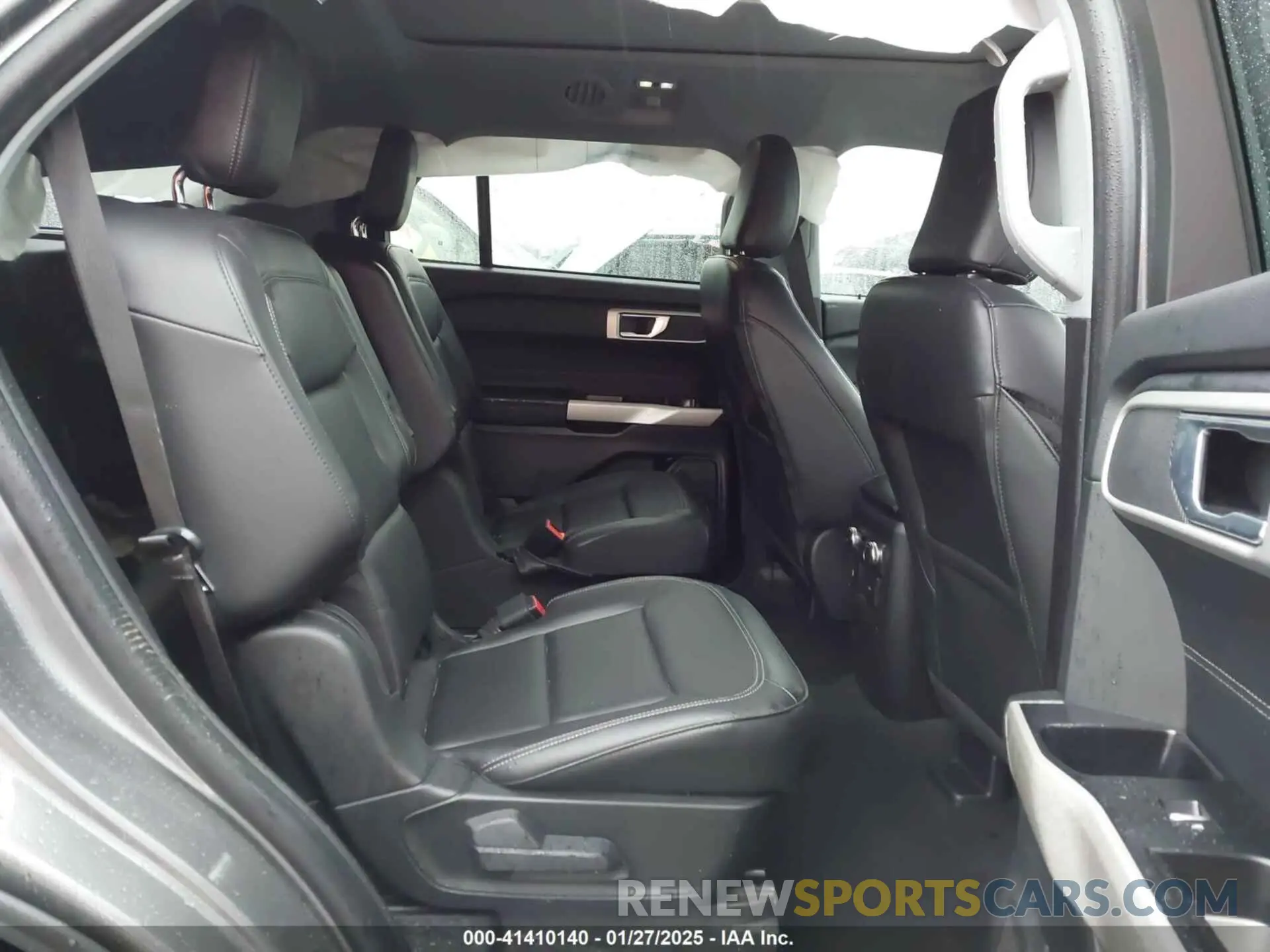 8 fotografías del automóvil dañado 1FMSK7DH8NGC08309 FORD EXPLORER 2022