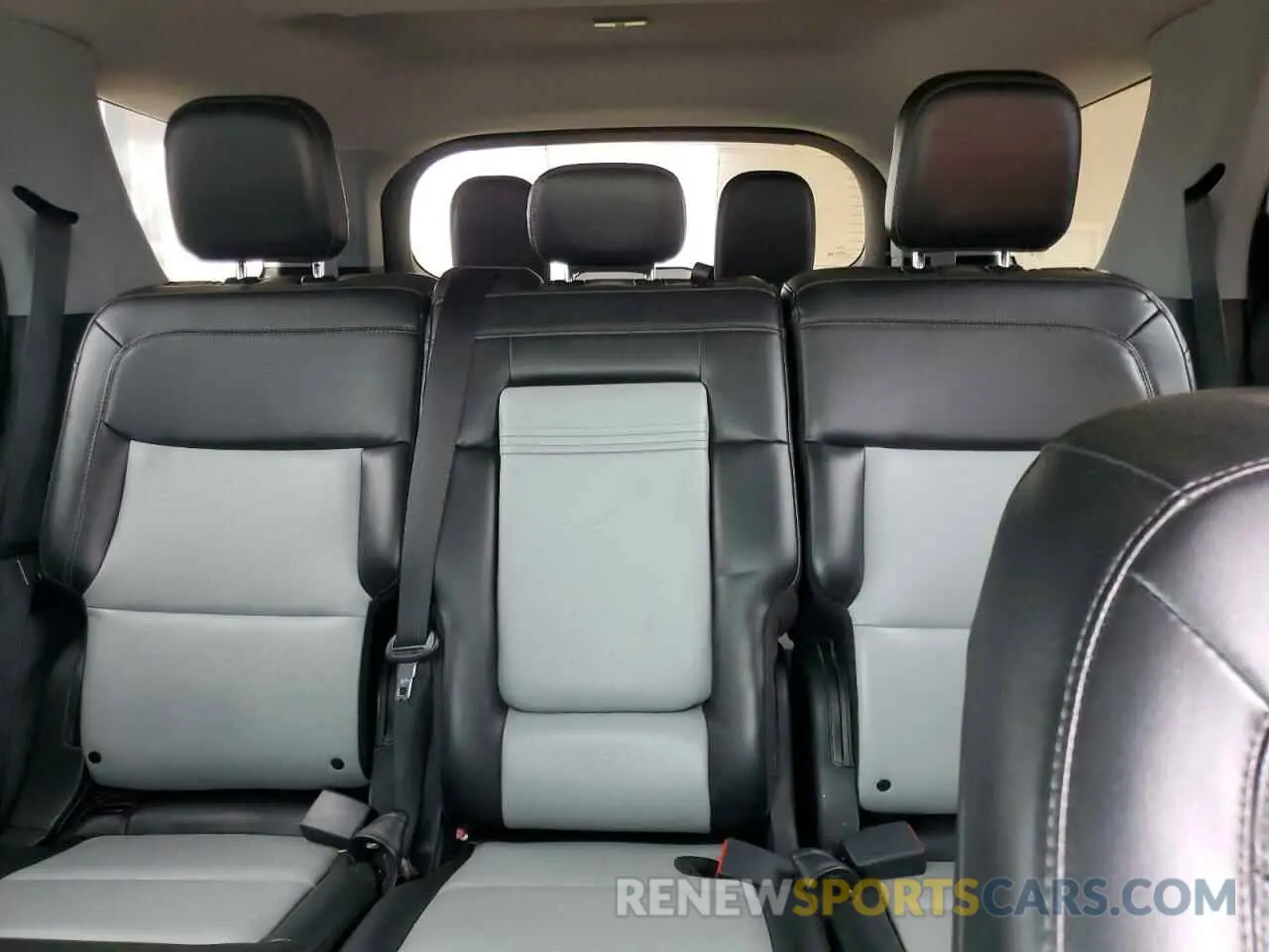 10 fotografías del automóvil dañado 1FMSK7DHXNGB12505 FORD EXPLORER 2022
