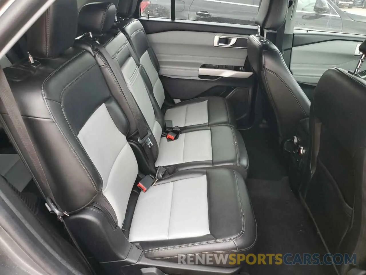 11 fotografías del automóvil dañado 1FMSK7DHXNGB12505 FORD EXPLORER 2022