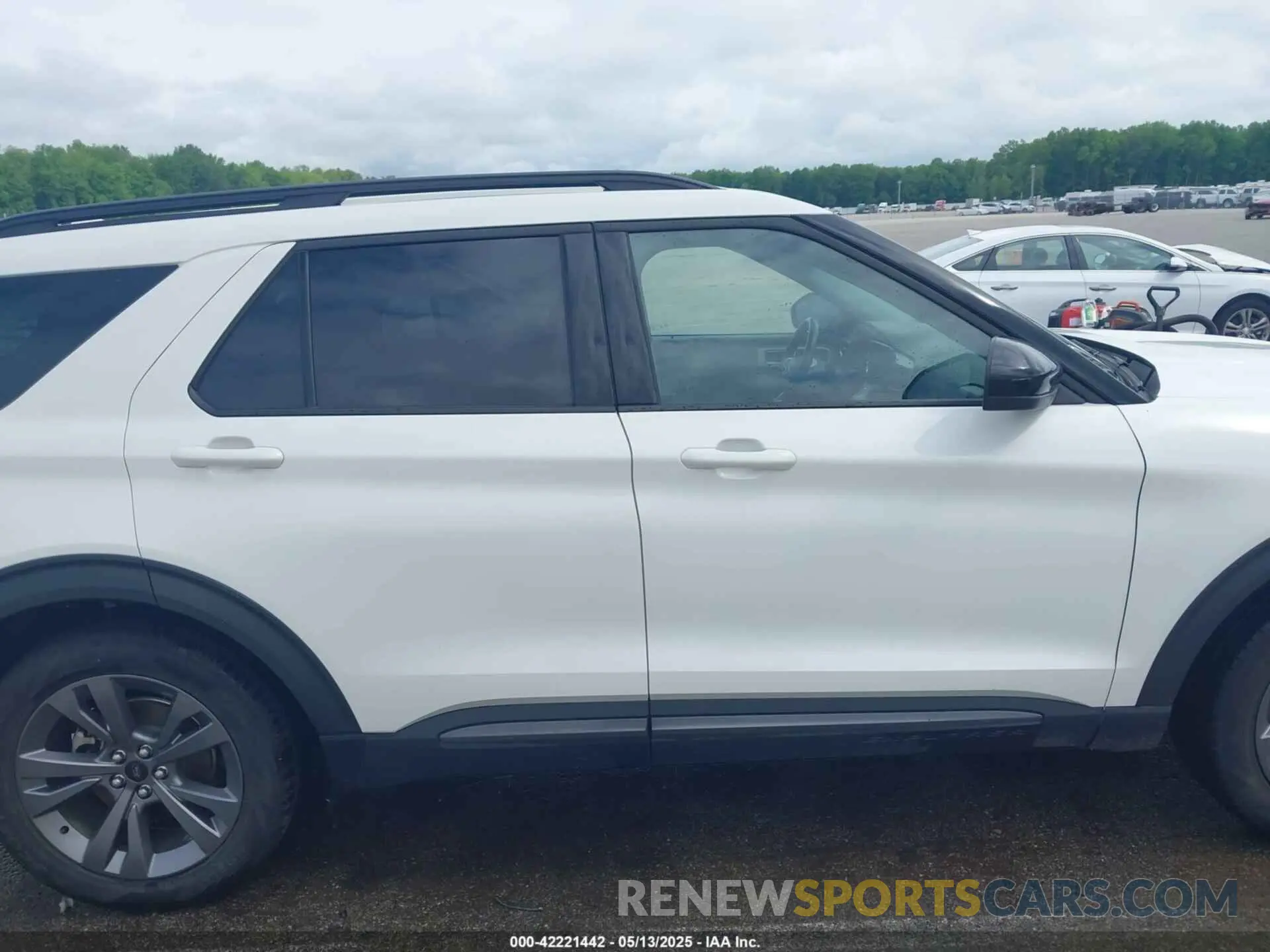 13 fotografías del automóvil dañado 1FMSK7DHXNGB35329 FORD EXPLORER 2022