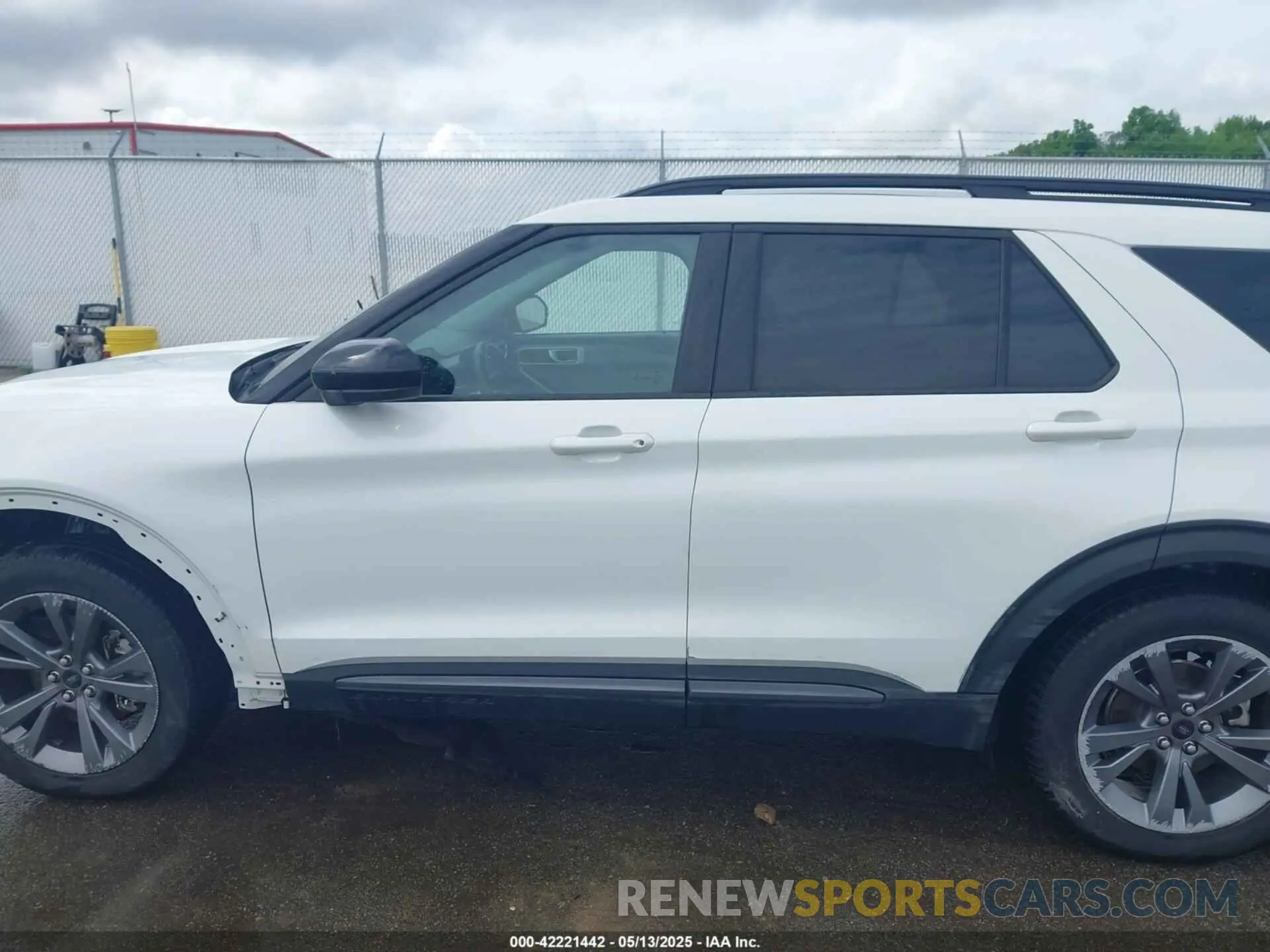 14 fotografías del automóvil dañado 1FMSK7DHXNGB35329 FORD EXPLORER 2022