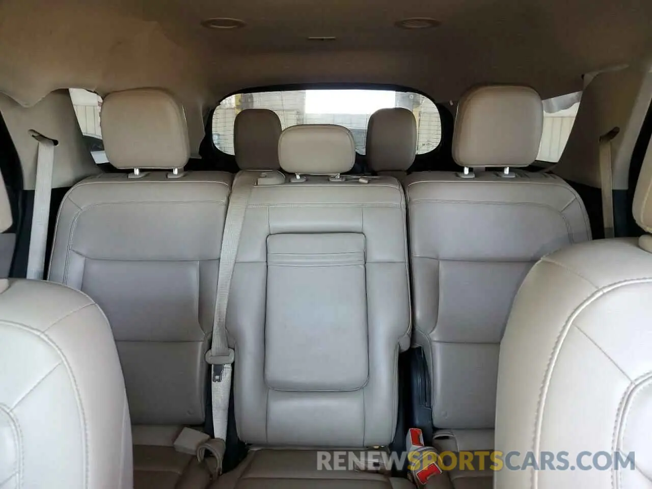 10 fotografías del automóvil dañado 1FMSK7DHXNGC02432 FORD EXPLORER 2022