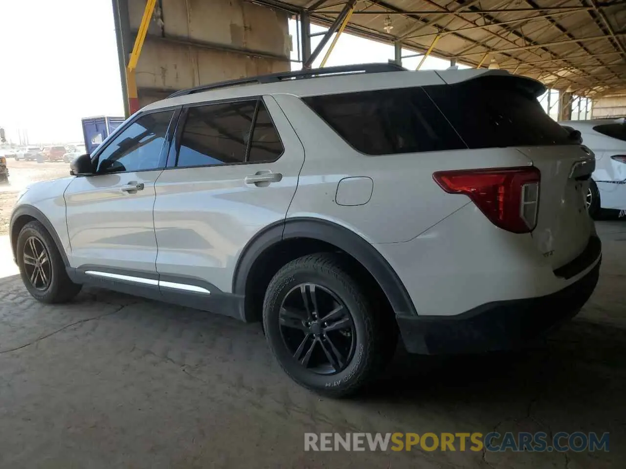 2 fotografías del automóvil dañado 1FMSK7DHXNGC02432 FORD EXPLORER 2022