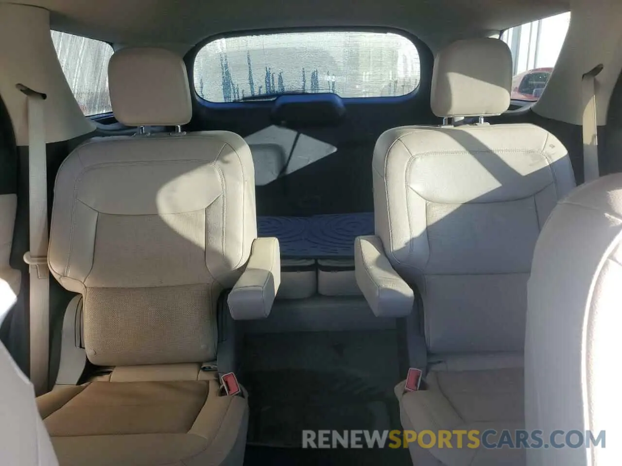 10 fotografías del automóvil dañado 1FMSK7FH2NGA56590 FORD EXPLORER 2022