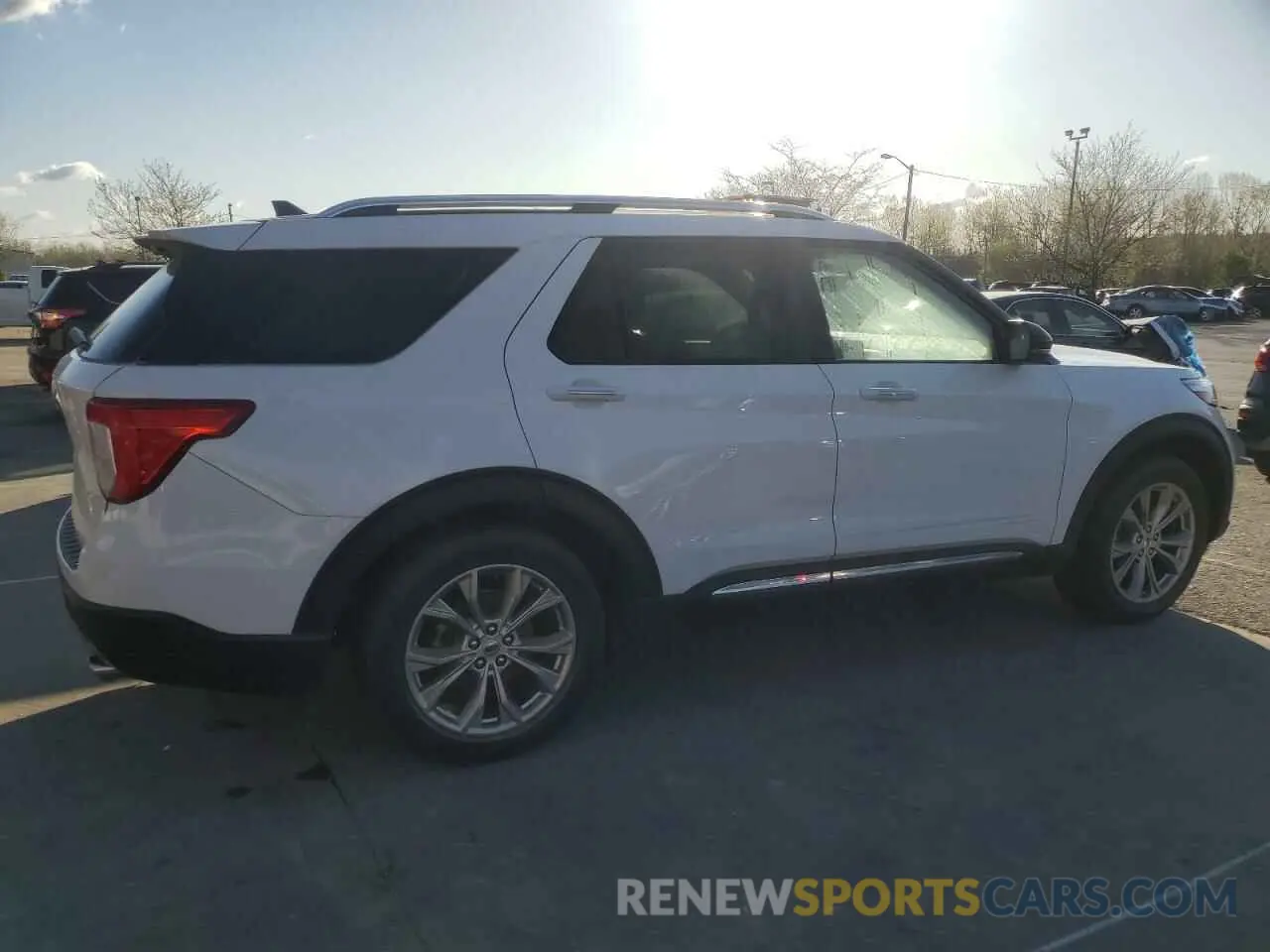 3 fotografías del automóvil dañado 1FMSK7FH2NGA56590 FORD EXPLORER 2022