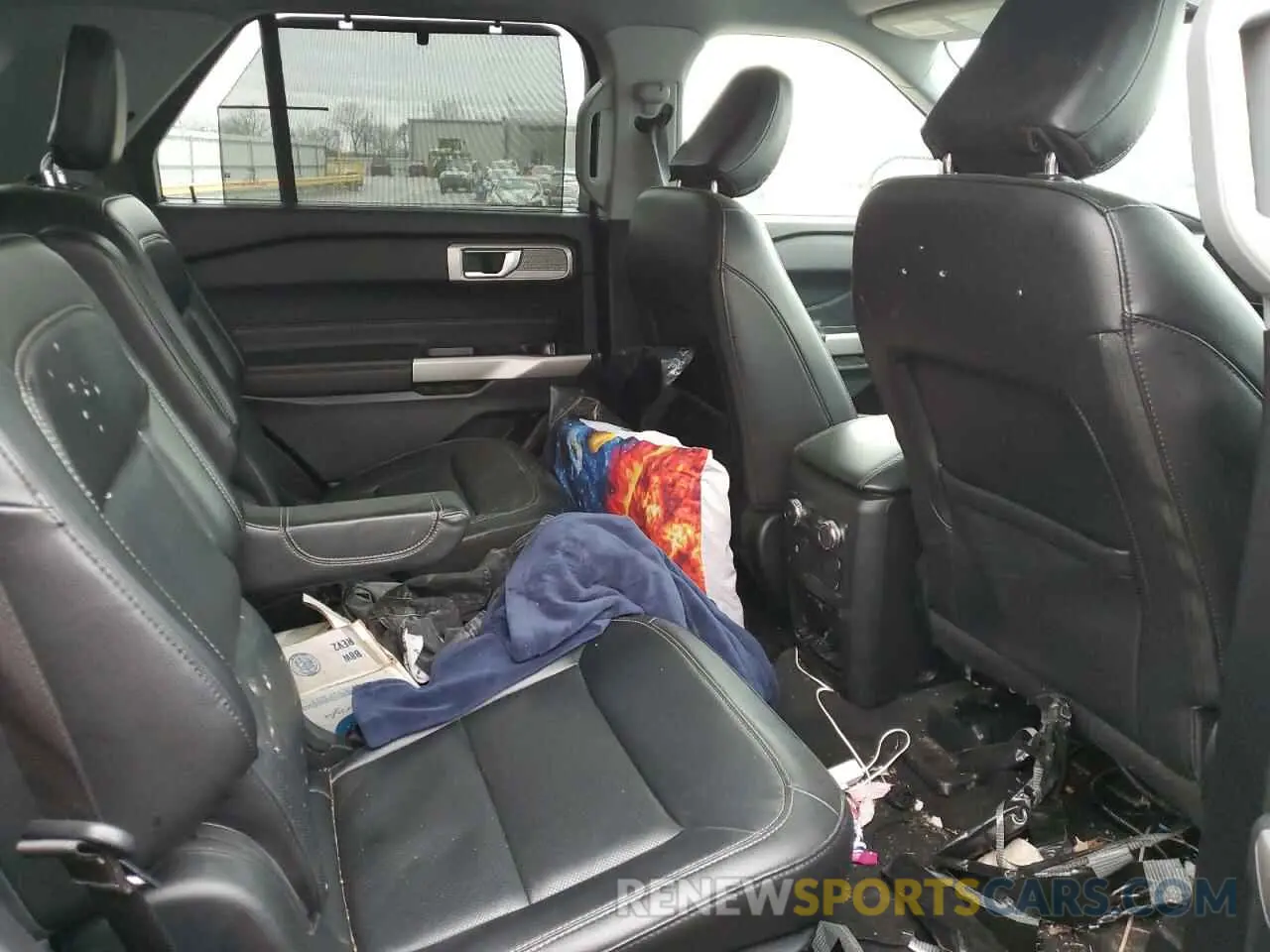11 fotografías del automóvil dañado 1FMSK7FH2NGA62728 FORD EXPLORER 2022