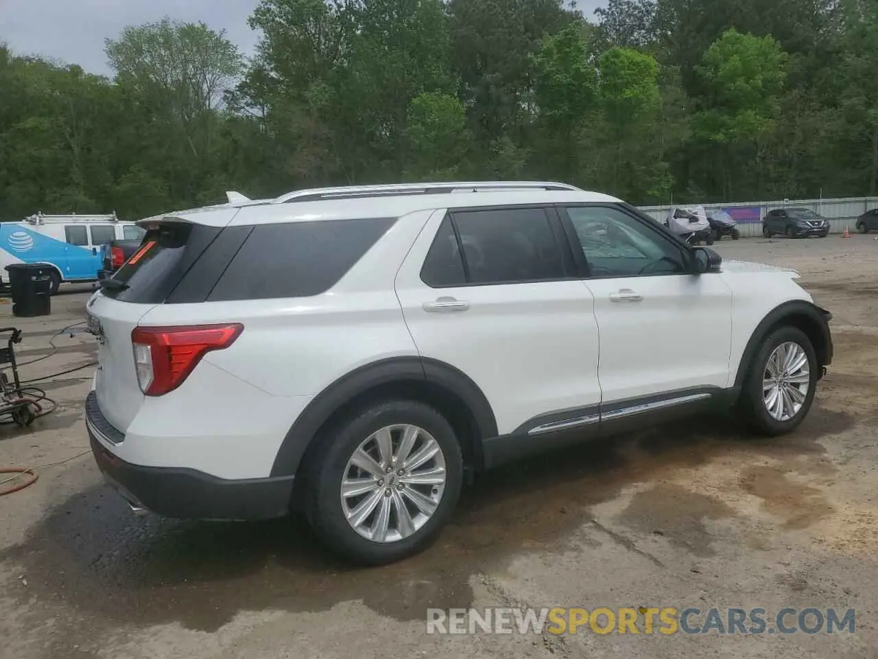 3 fotografías del automóvil dañado 1FMSK7FH3NGA24327 FORD EXPLORER 2022