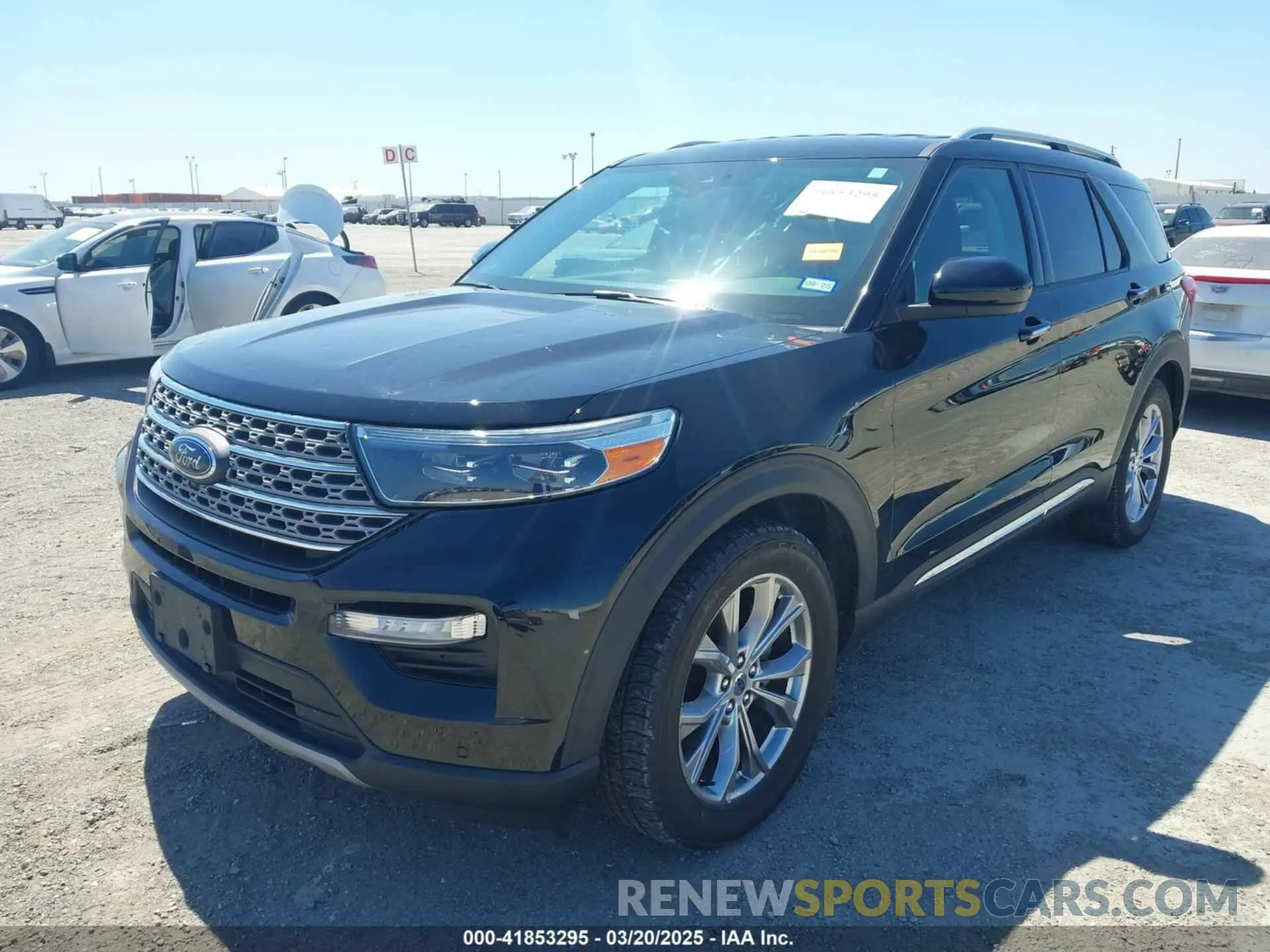 2 fotografías del automóvil dañado 1FMSK7FH4NGA78557 FORD EXPLORER 2022
