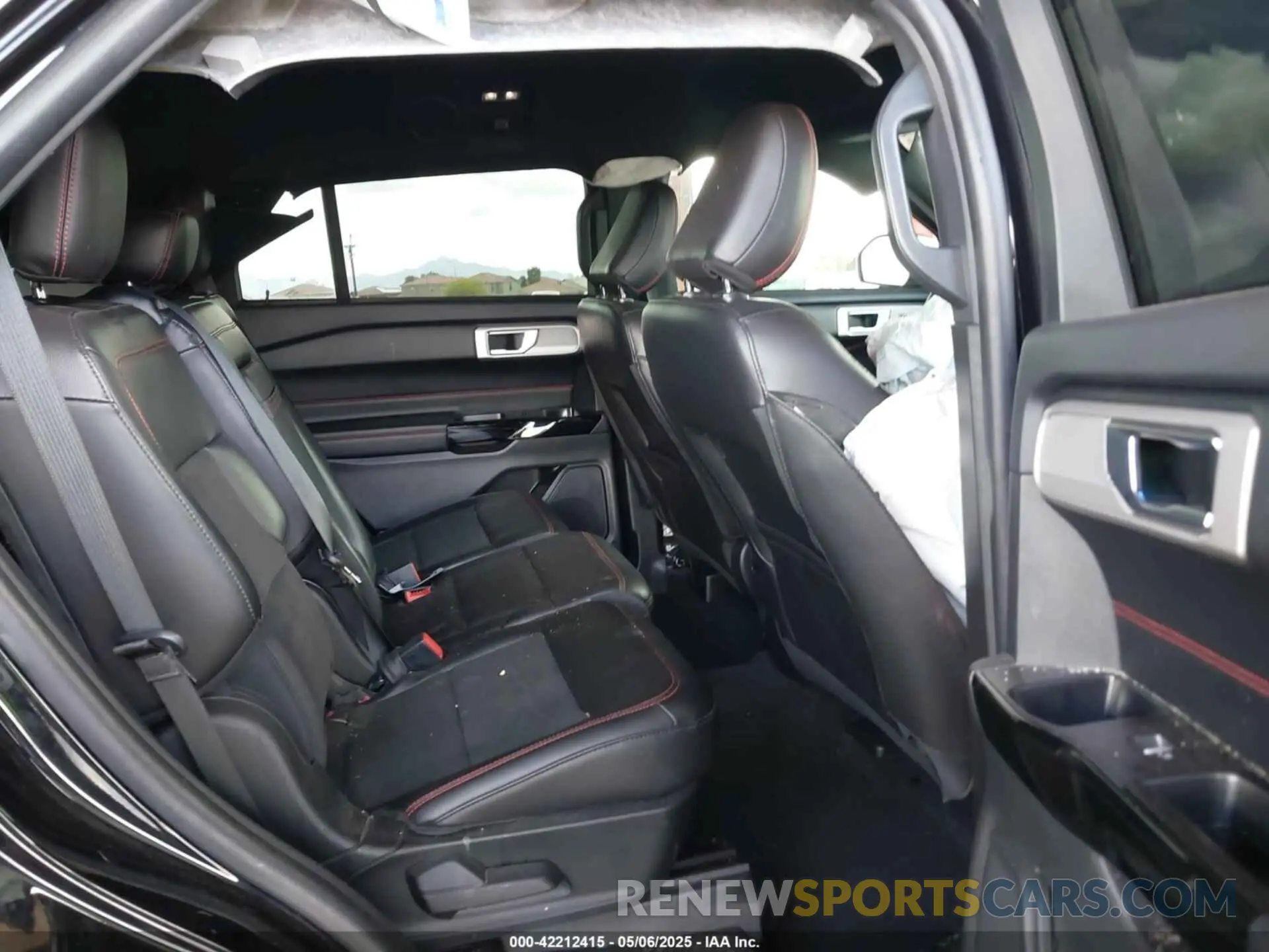 8 fotografías del automóvil dañado 1FMSK7KH5NGA21032 FORD EXPLORER 2022