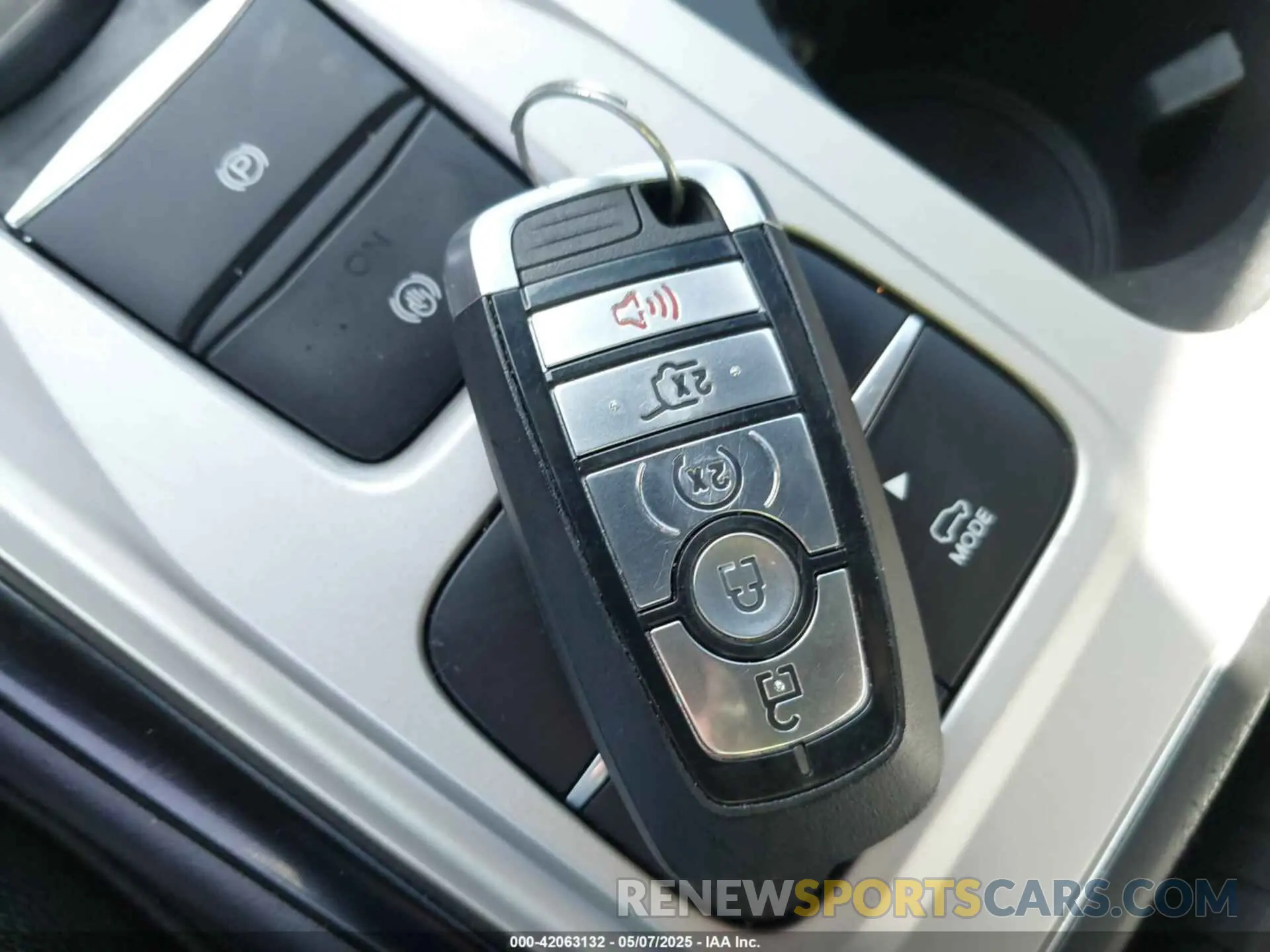 11 fotografías del automóvil dañado 1FMSK7KH7NGB61924 FORD EXPLORER 2022