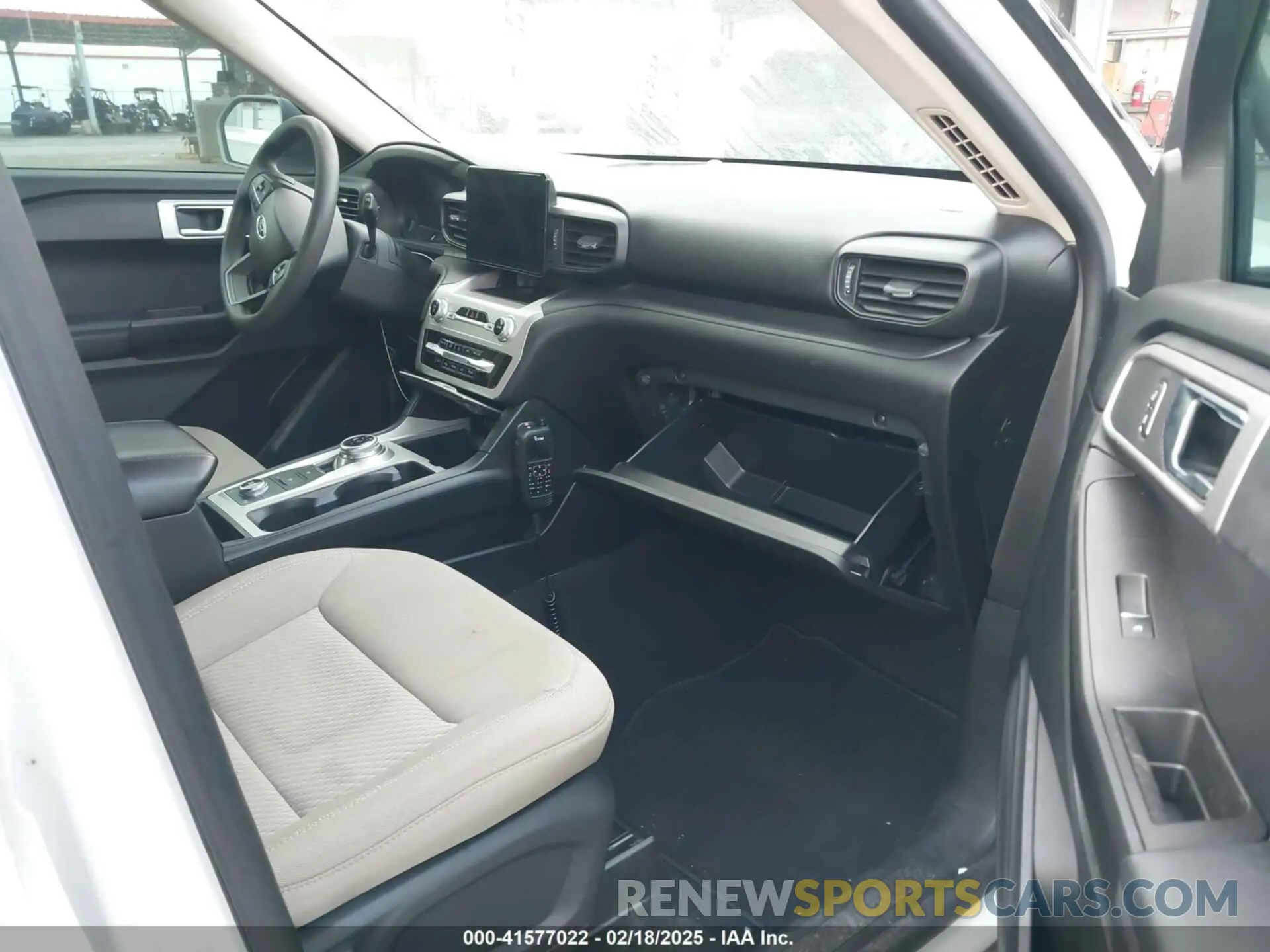 5 fotografías del automóvil dañado 1FMSK8BB8NGA06672 FORD EXPLORER 2022