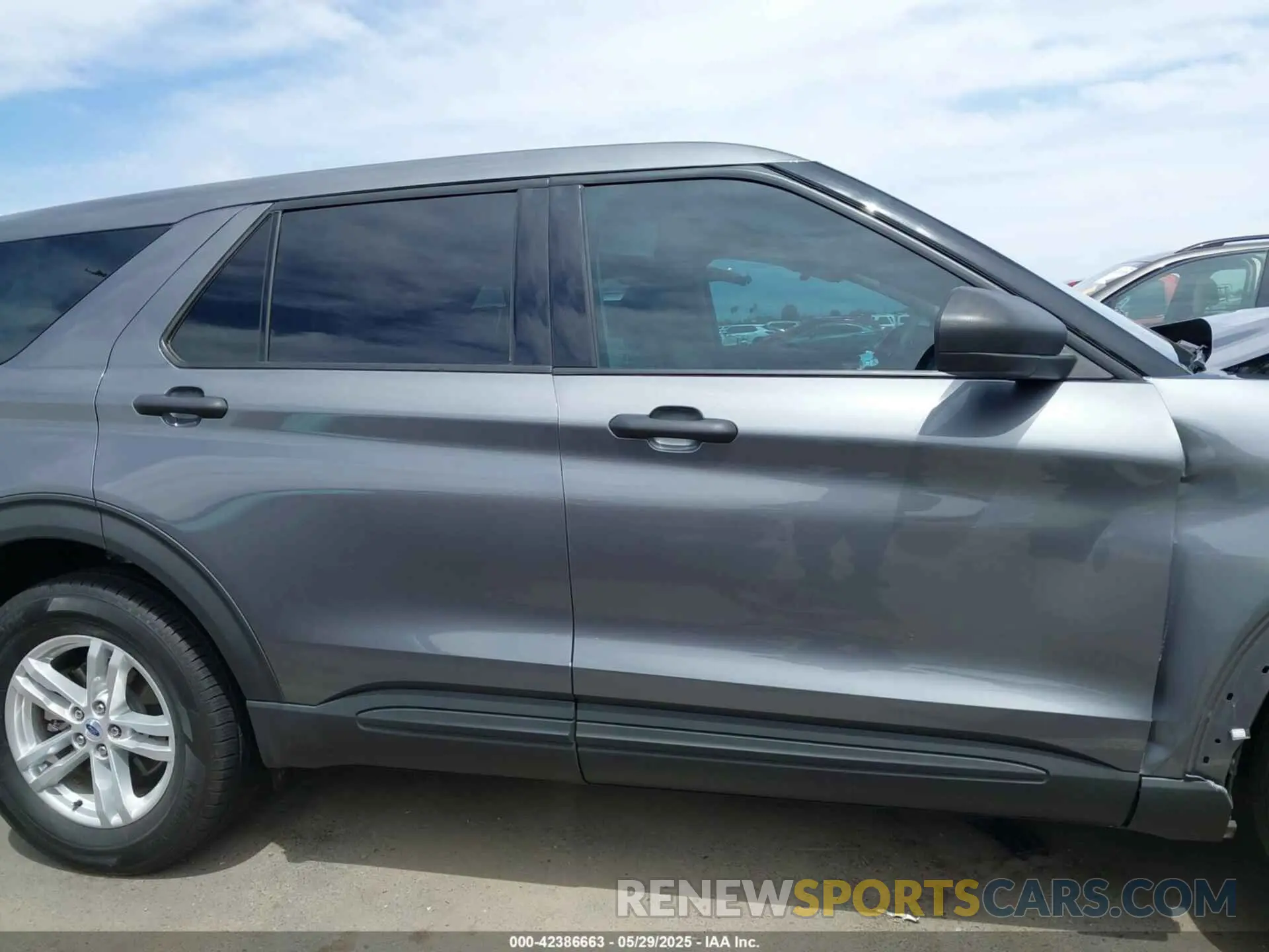 12 fotografías del automóvil dañado 1FMSK8BHXNGC20082 FORD EXPLORER 2022