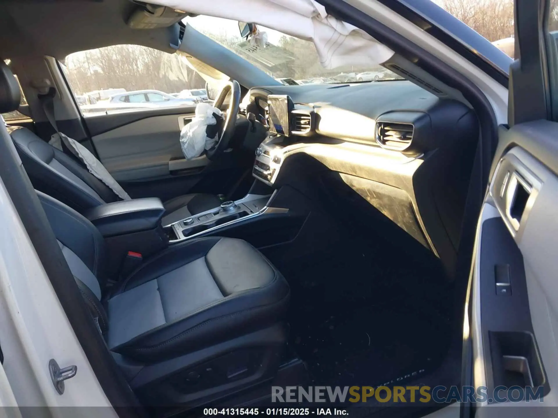 5 fotografías del automóvil dañado 1FMSK8DH0NGA45340 FORD EXPLORER 2022