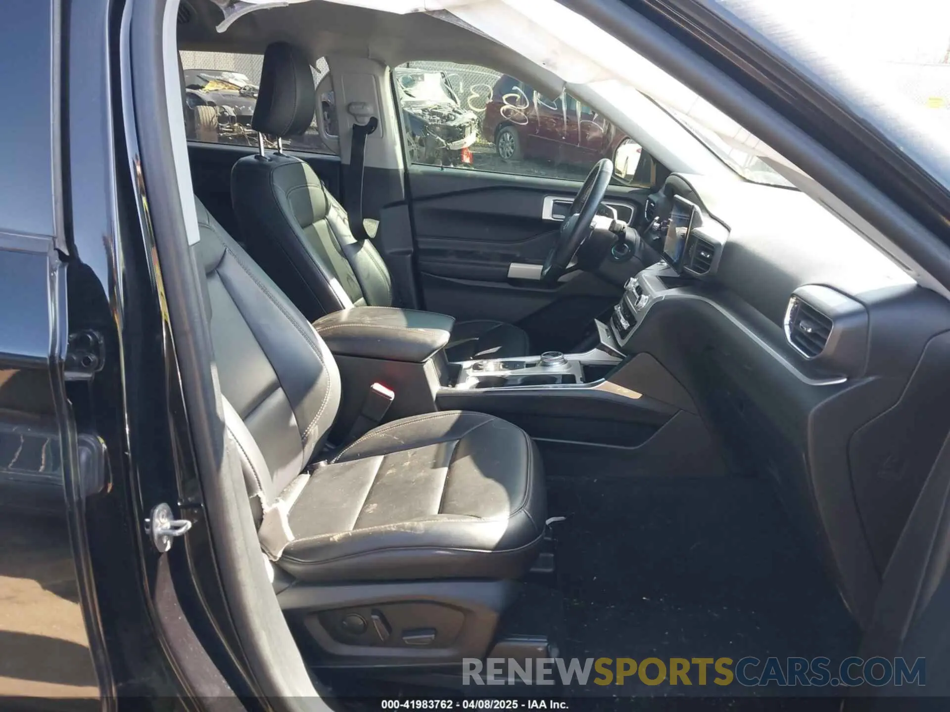 5 fotografías del automóvil dañado 1FMSK8DH0NGA96191 FORD EXPLORER 2022