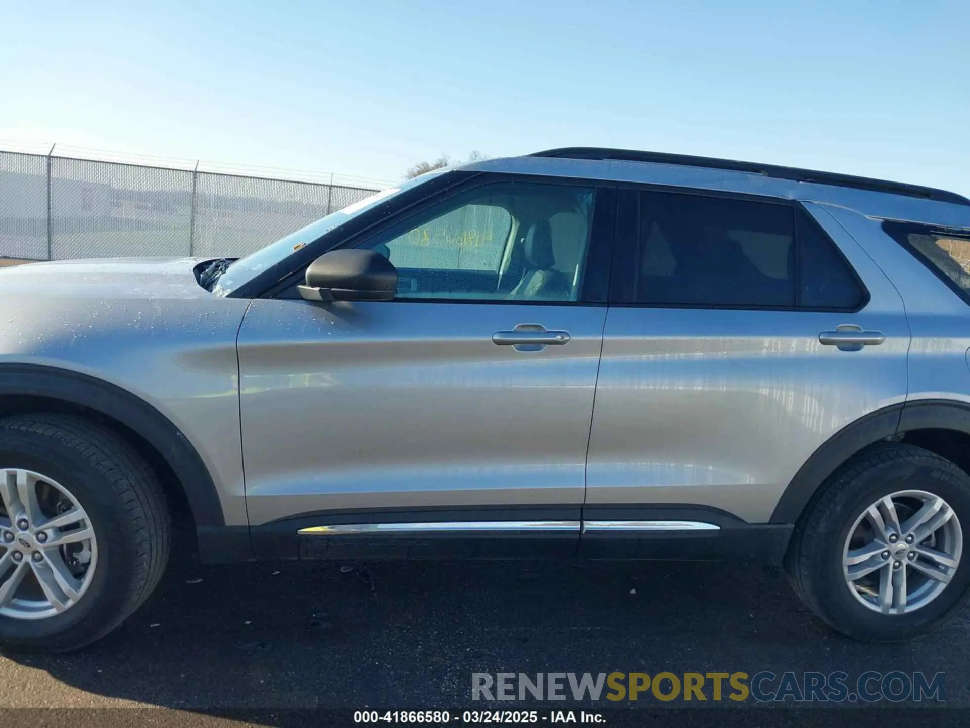 15 fotografías del automóvil dañado 1FMSK8DH2NGA63497 FORD EXPLORER 2022