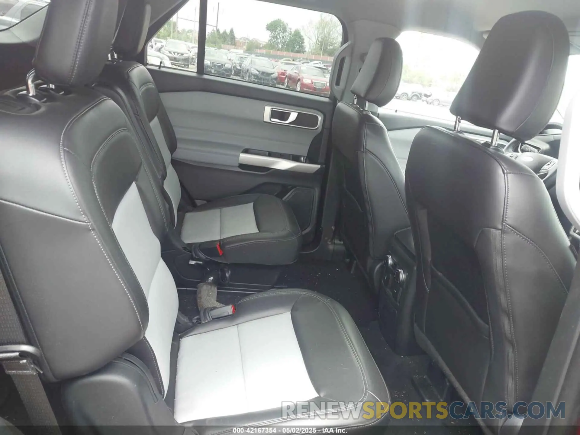 8 fotografías del automóvil dañado 1FMSK8DH4NGC35593 FORD EXPLORER 2022