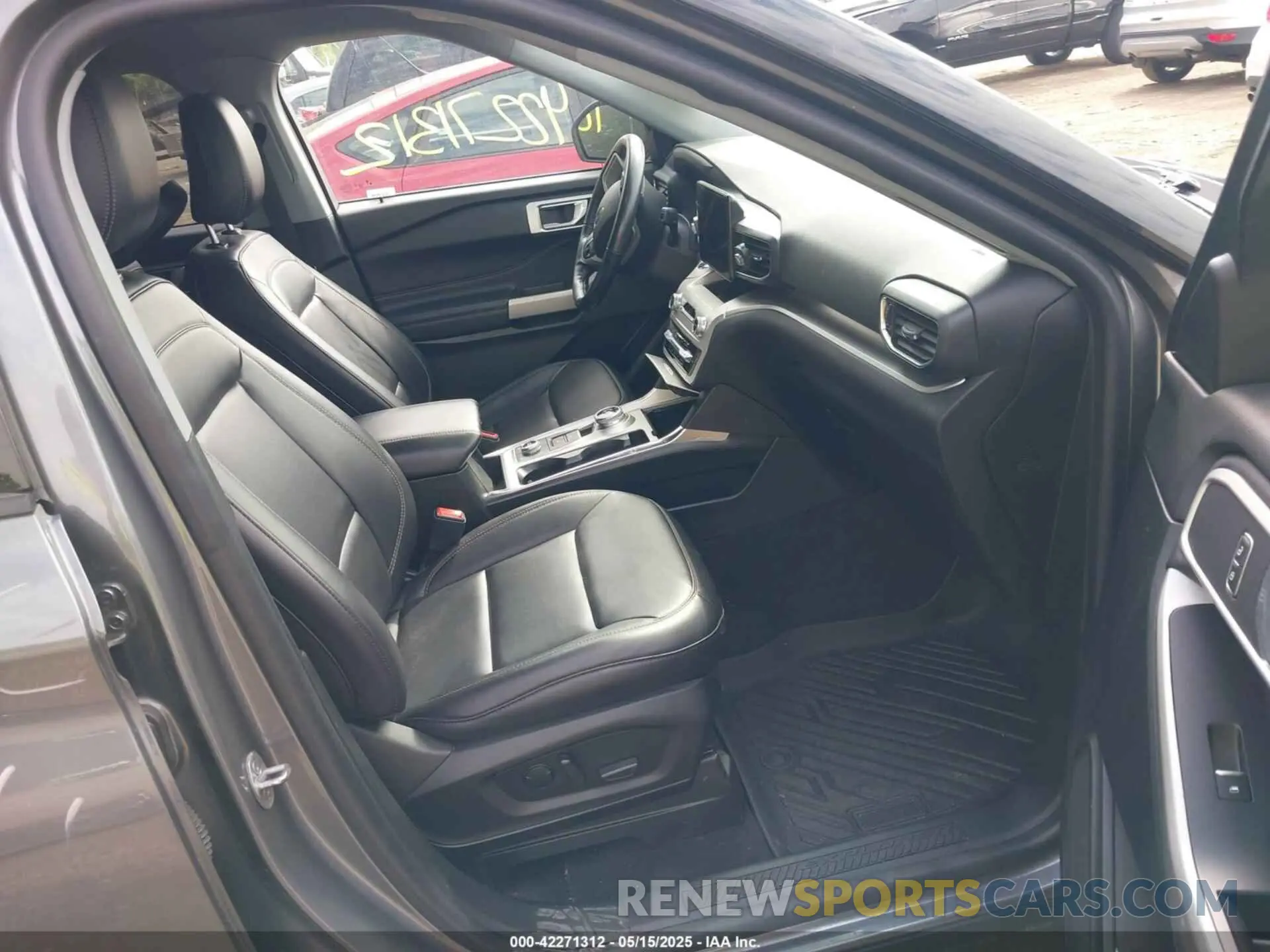 5 fotografías del automóvil dañado 1FMSK8DH6NGA69352 FORD EXPLORER 2022
