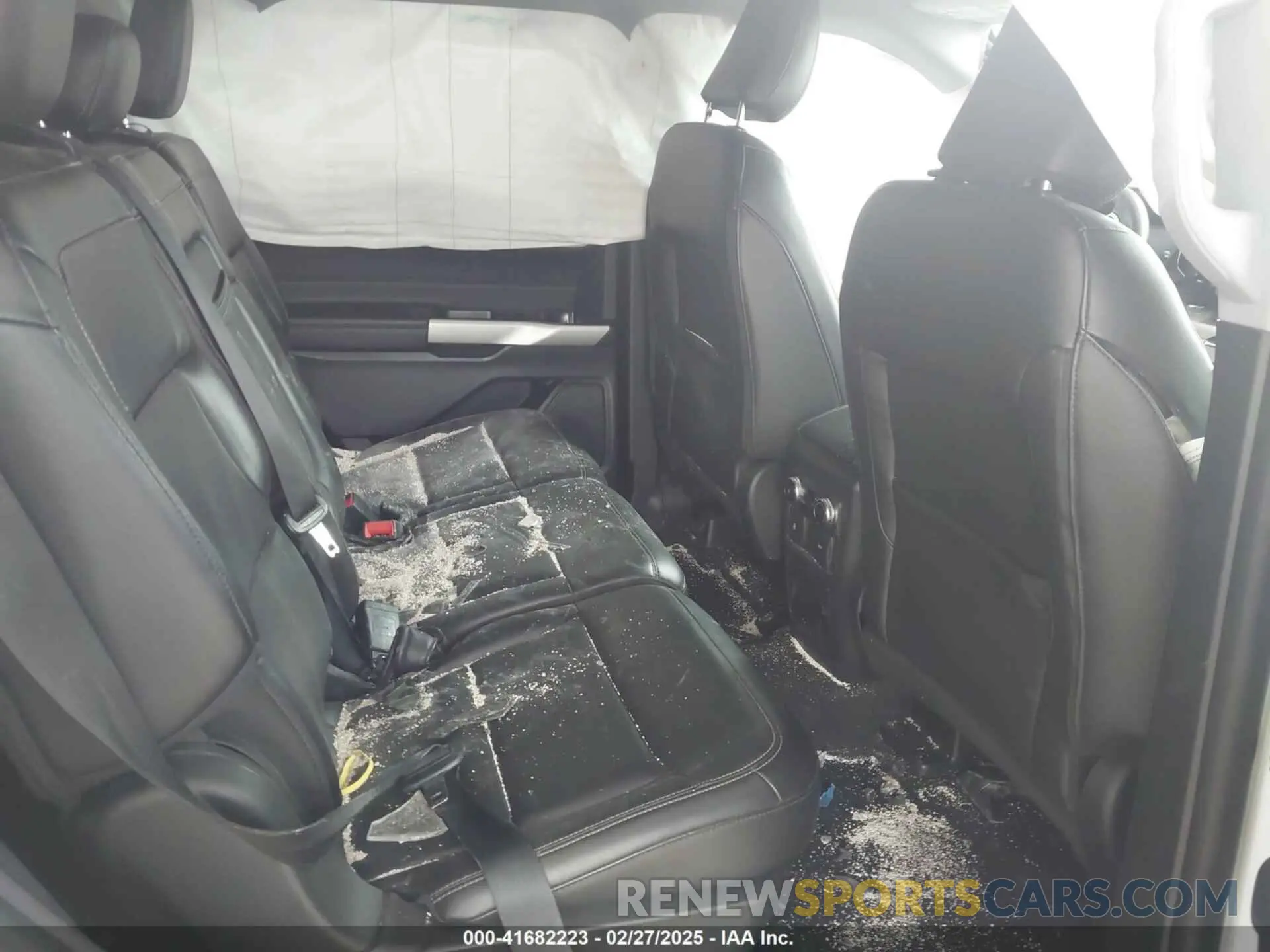 8 fotografías del automóvil dañado 1FMSK8DH6NGB05251 FORD EXPLORER 2022