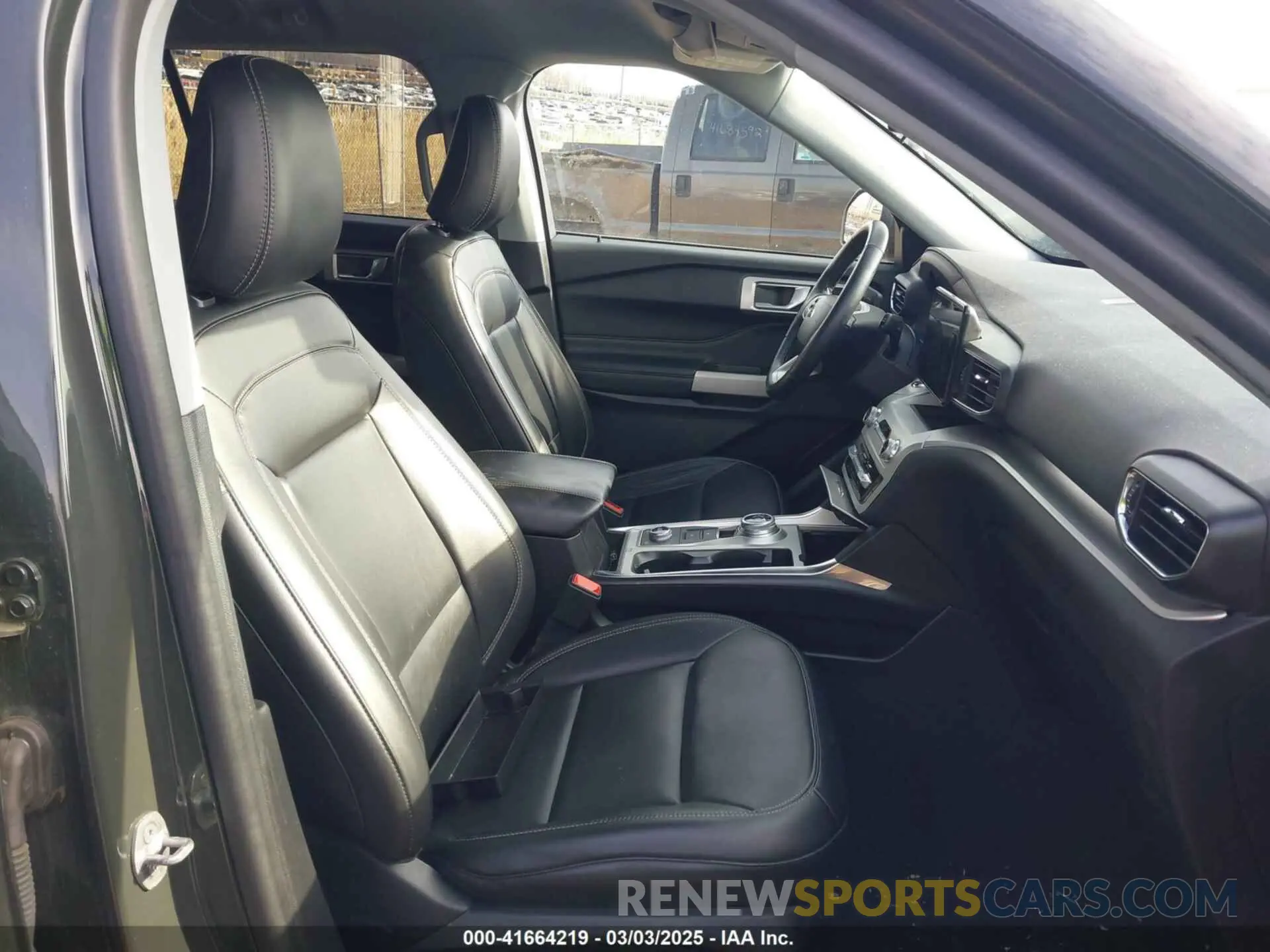 5 fotografías del automóvil dañado 1FMSK8DH8NGA46834 FORD EXPLORER 2022
