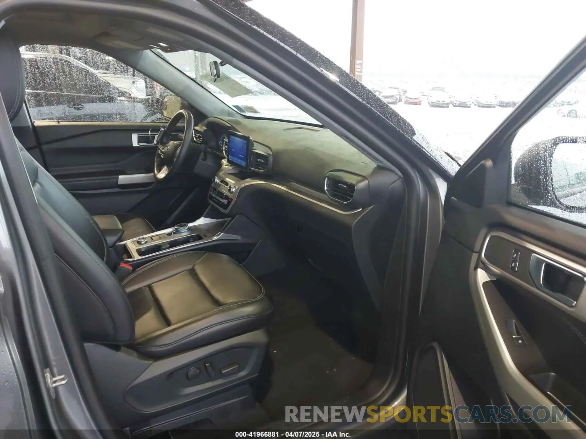 5 fotografías del automóvil dañado 1FMSK8DH8NGB25128 FORD EXPLORER 2022