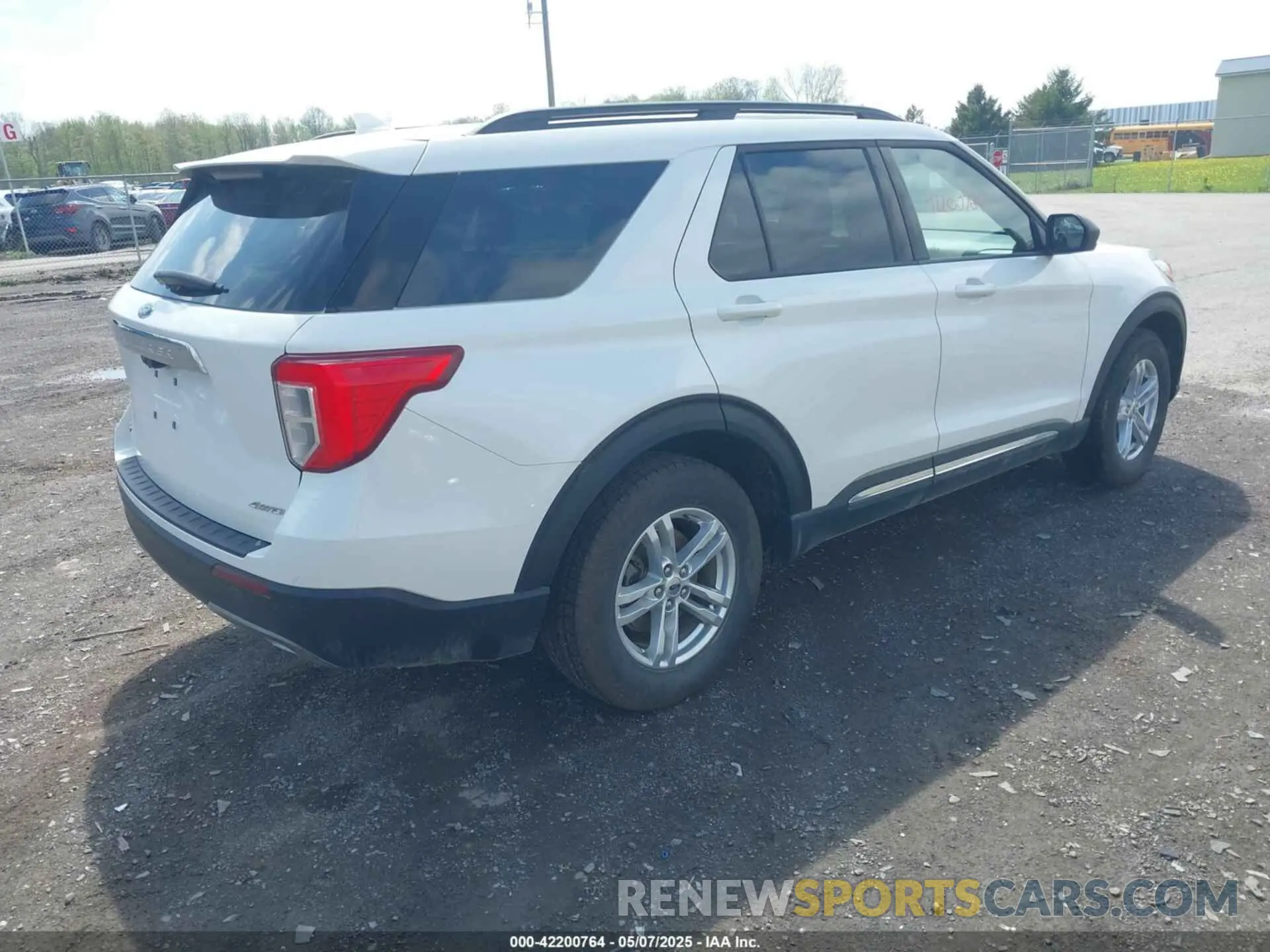 4 fotografías del automóvil dañado 1FMSK8DH8NGB99424 FORD EXPLORER 2022