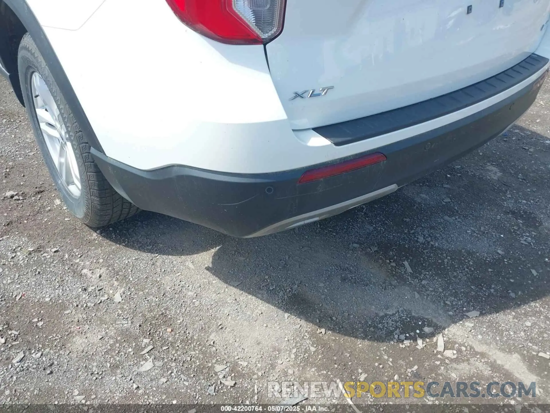 6 fotografías del automóvil dañado 1FMSK8DH8NGB99424 FORD EXPLORER 2022