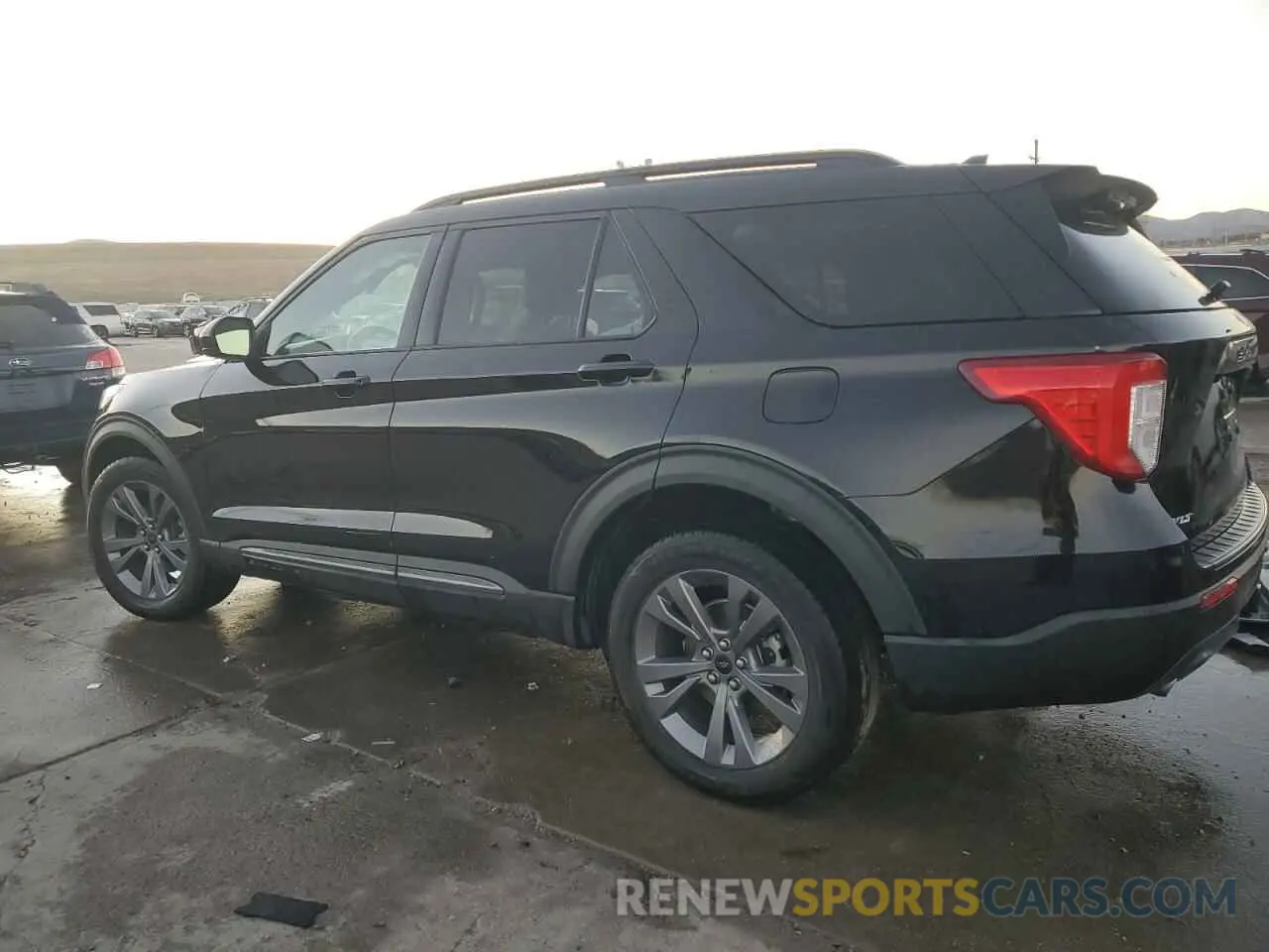 2 fotografías del automóvil dañado 1FMSK8DH9NGA83908 FORD EXPLORER 2022