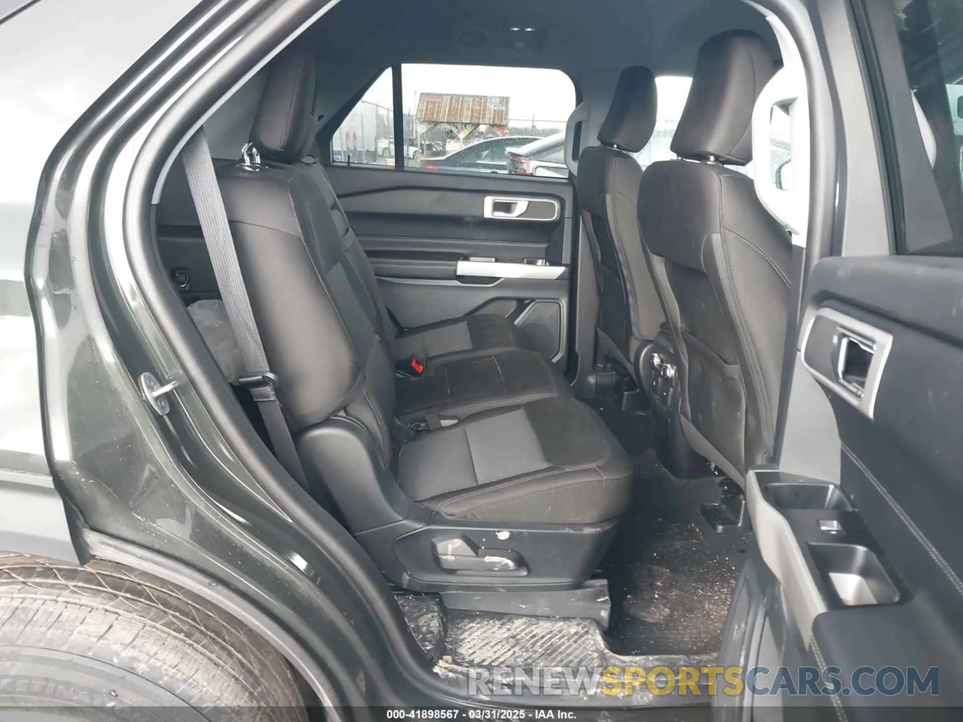 8 fotografías del automóvil dañado 1FMSK8DH9NGB22948 FORD EXPLORER 2022