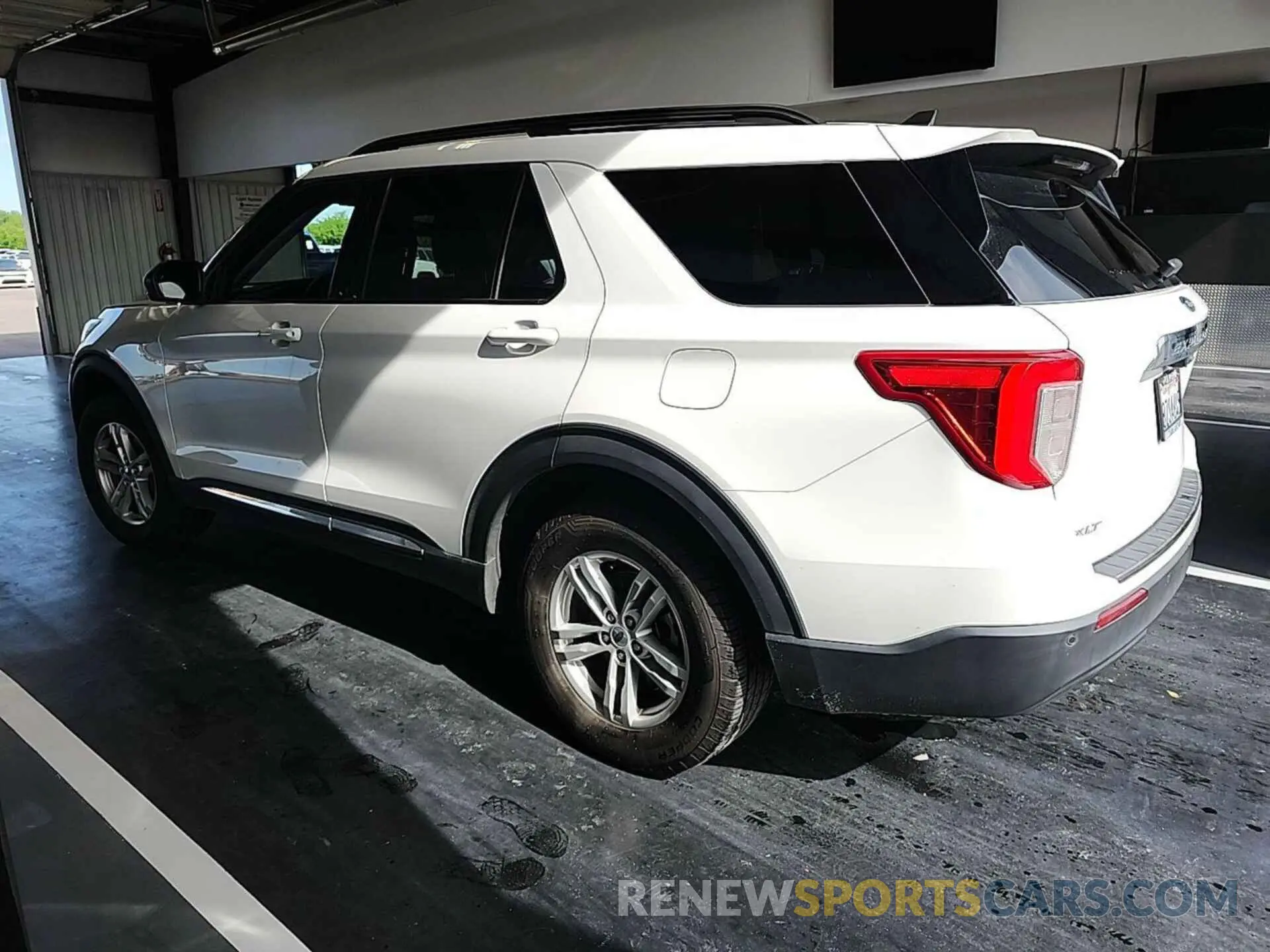 6 fotografías del automóvil dañado 1FMSK8DHXNGA32255 FORD EXPLORER 2022