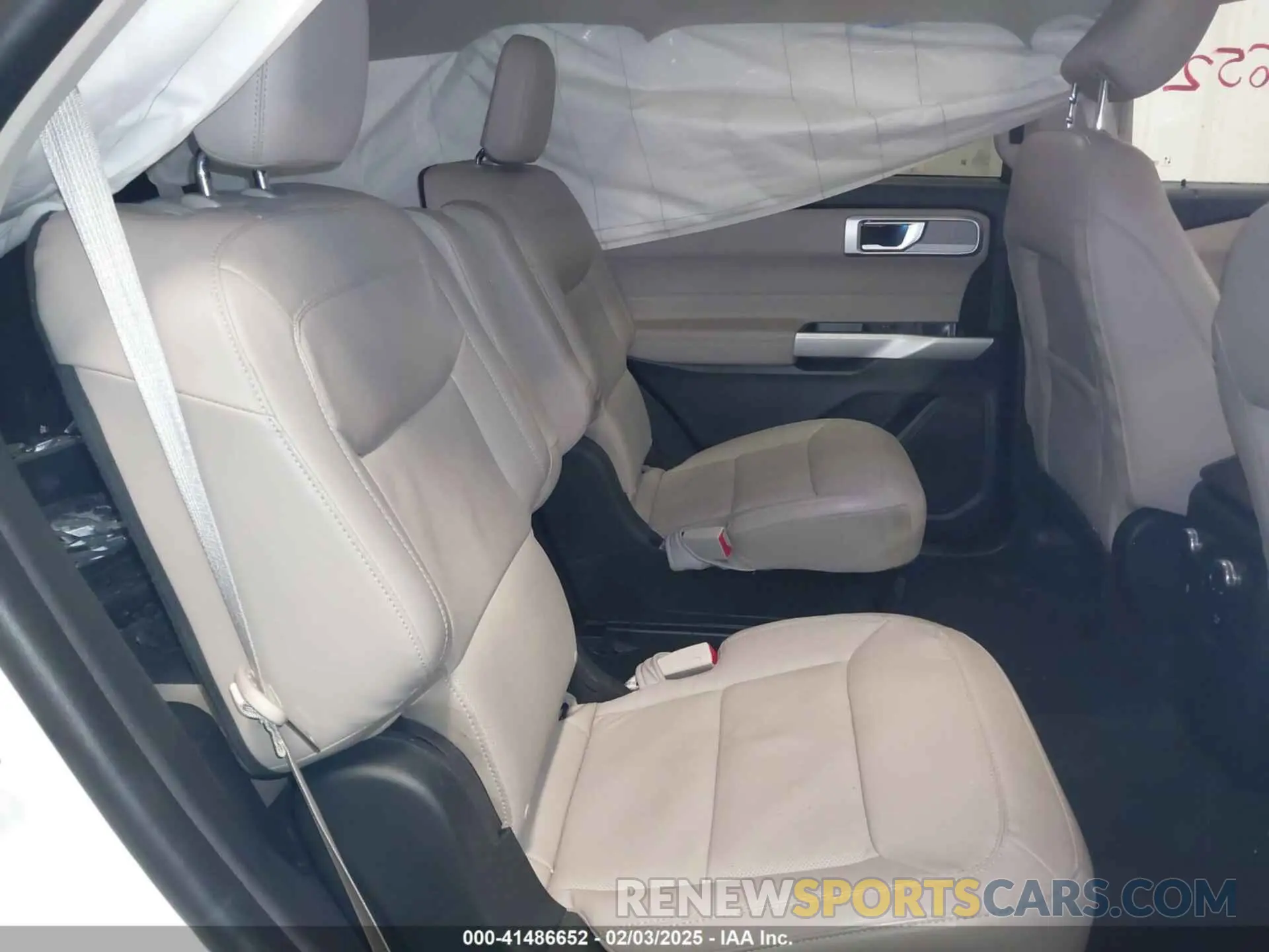 8 fotografías del automóvil dañado 1FMSK8FH3NGB75724 FORD EXPLORER 2022