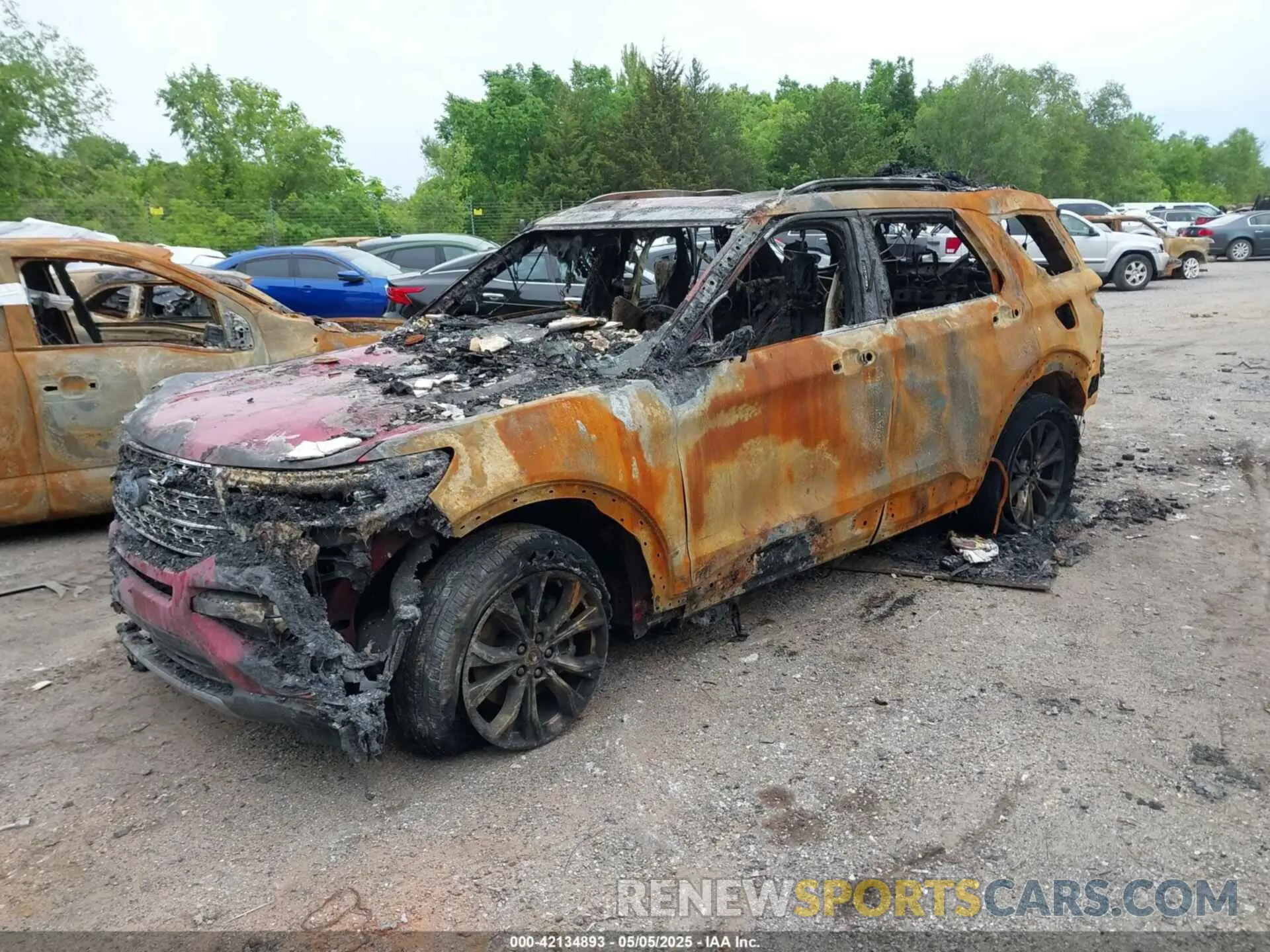 2 fotografías del automóvil dañado 1FMSK8FH5NGB65227 FORD EXPLORER 2022