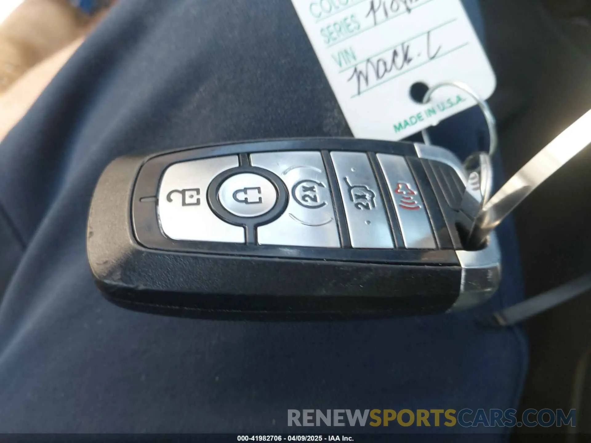 11 fotografías del automóvil dañado 1FMSK8FH6NGA32511 FORD EXPLORER 2022