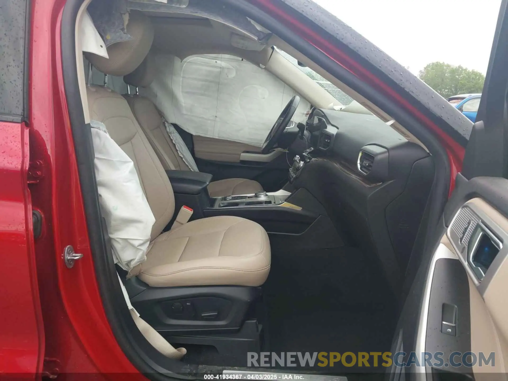 5 fotografías del automóvil dañado 1FMSK8FH8NGB43898 FORD EXPLORER 2022