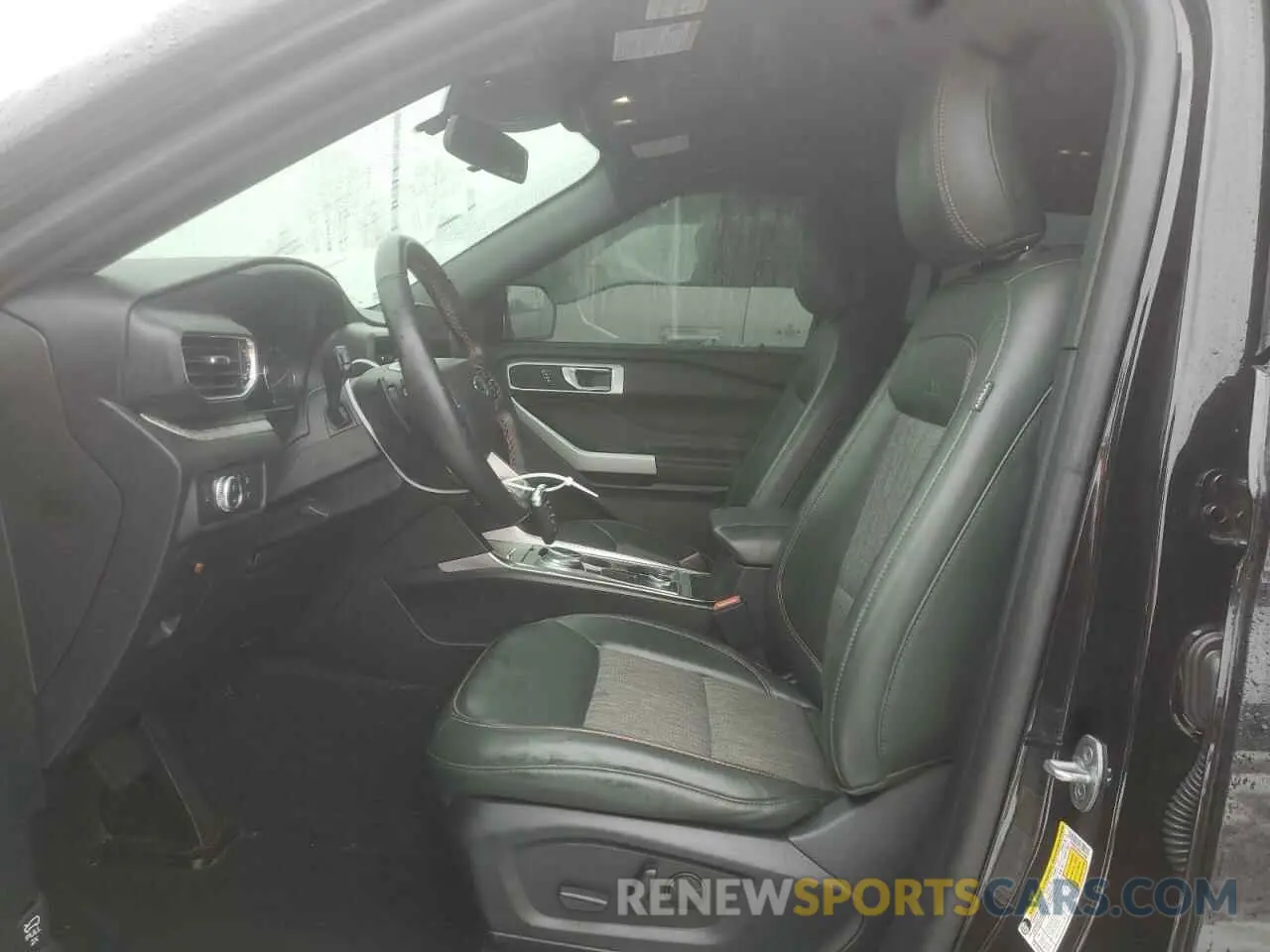 7 fotografías del automóvil dañado 1FMSK8JH6NGA18809 FORD EXPLORER 2022