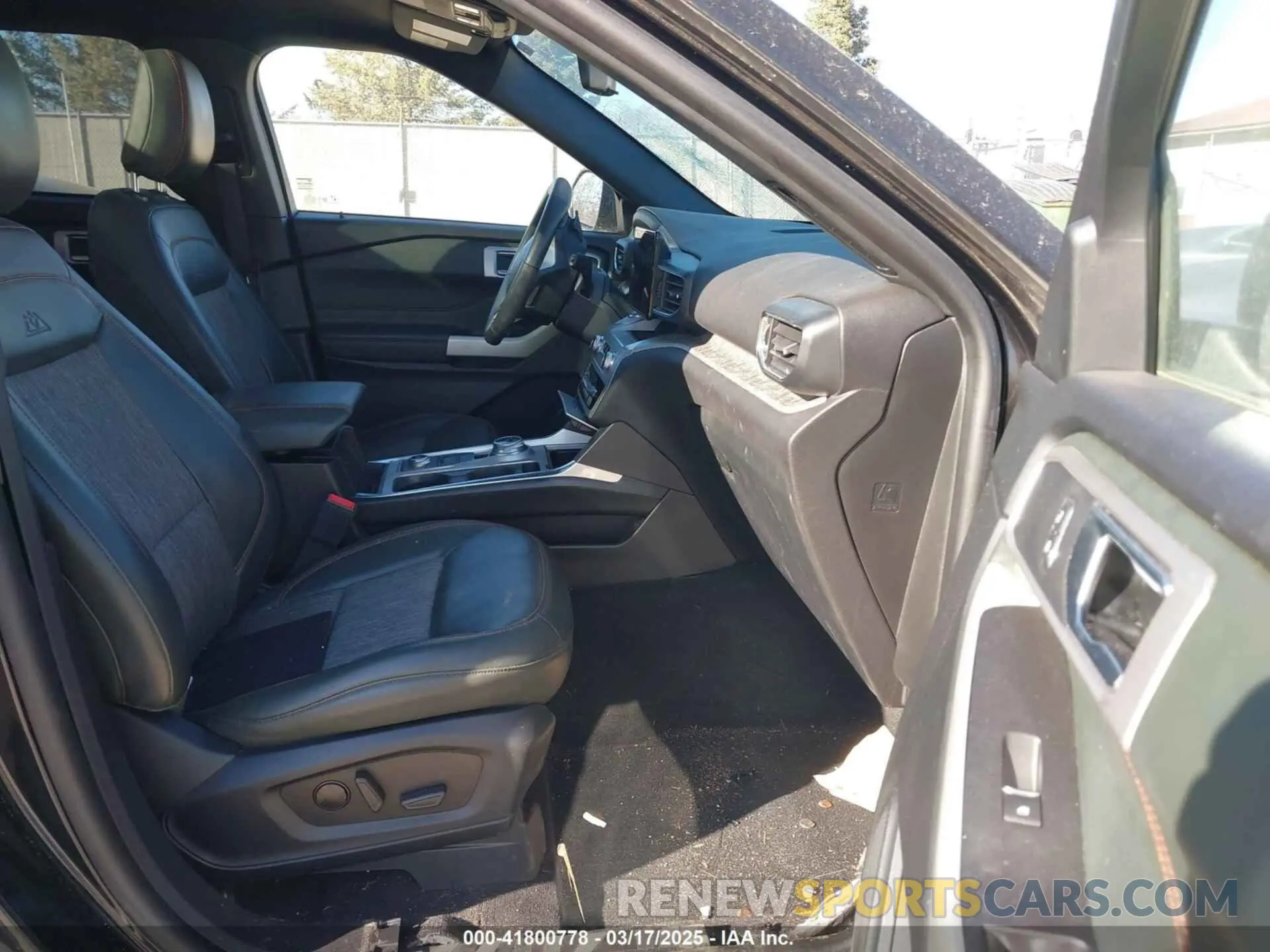 5 fotografías del automóvil dañado 1FMSK8JH6NGB36309 FORD EXPLORER 2022