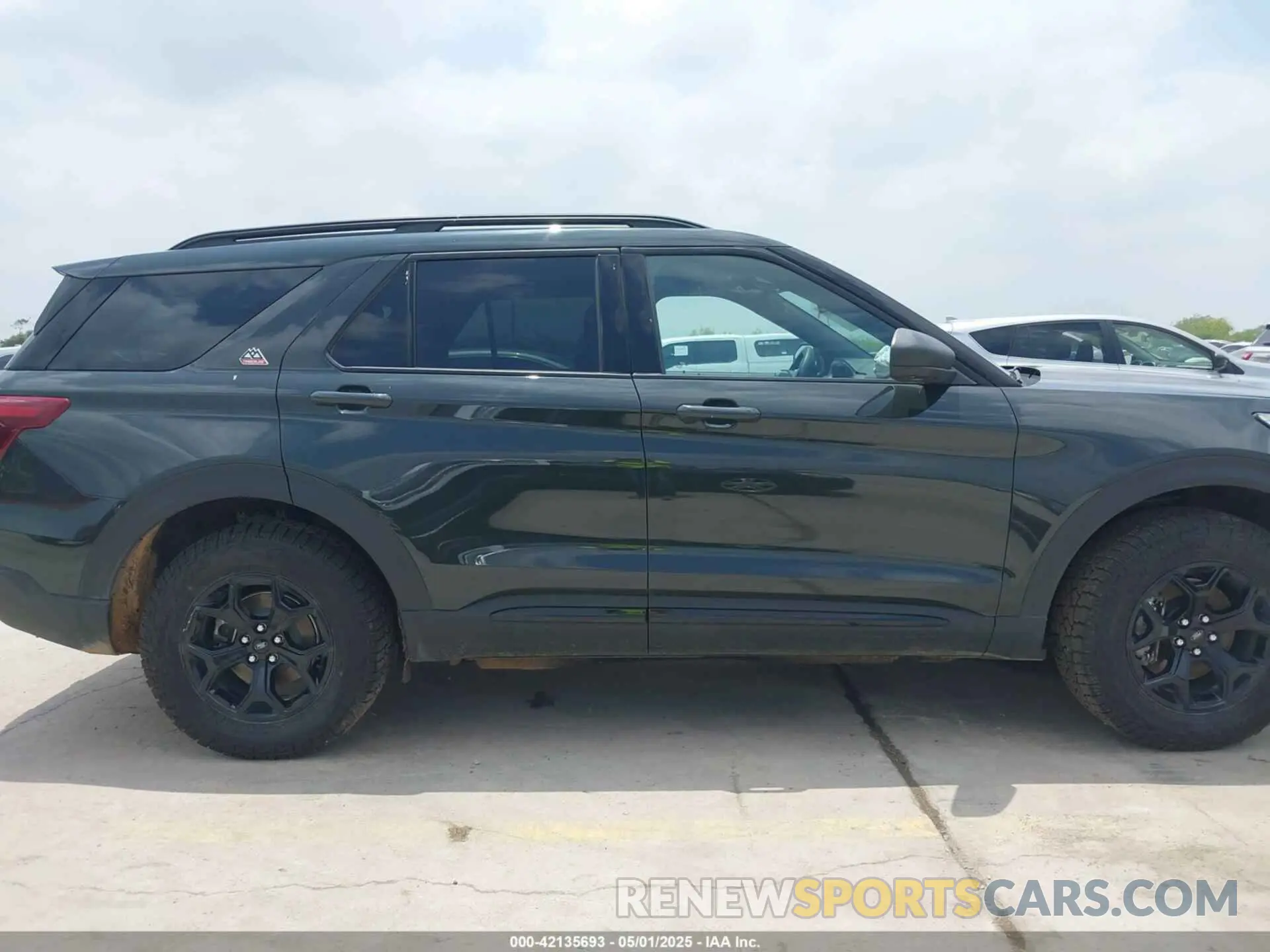 13 fotografías del automóvil dañado 1FMSK8JH6NGC15107 FORD EXPLORER 2022