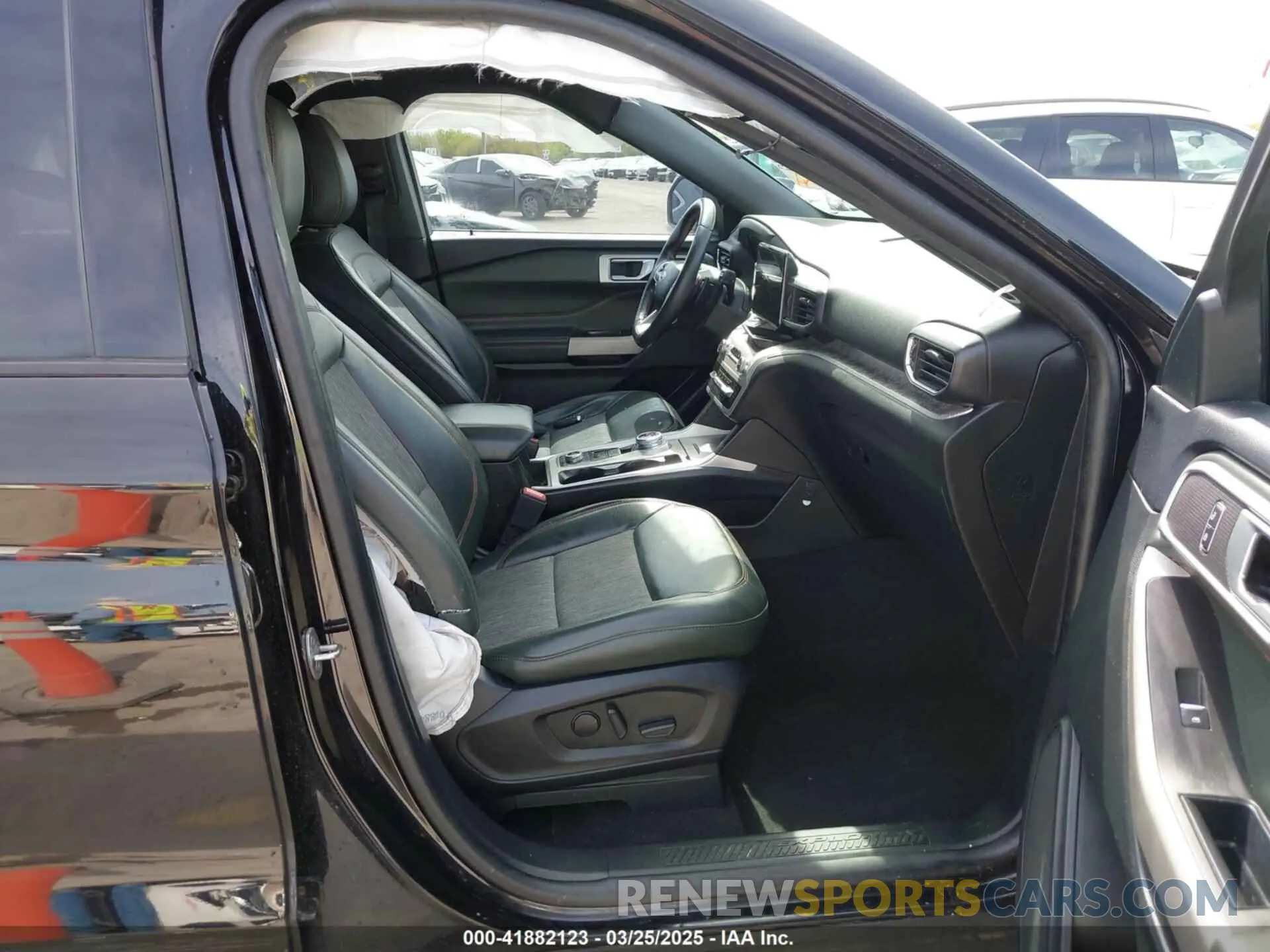 5 fotografías del automóvil dañado 1FMSK8JH9NGC30247 FORD EXPLORER 2022