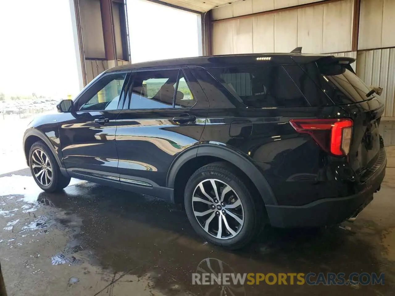 2 fotografías del automóvil dañado 1FMSK8KHXNGA19797 FORD EXPLORER 2022